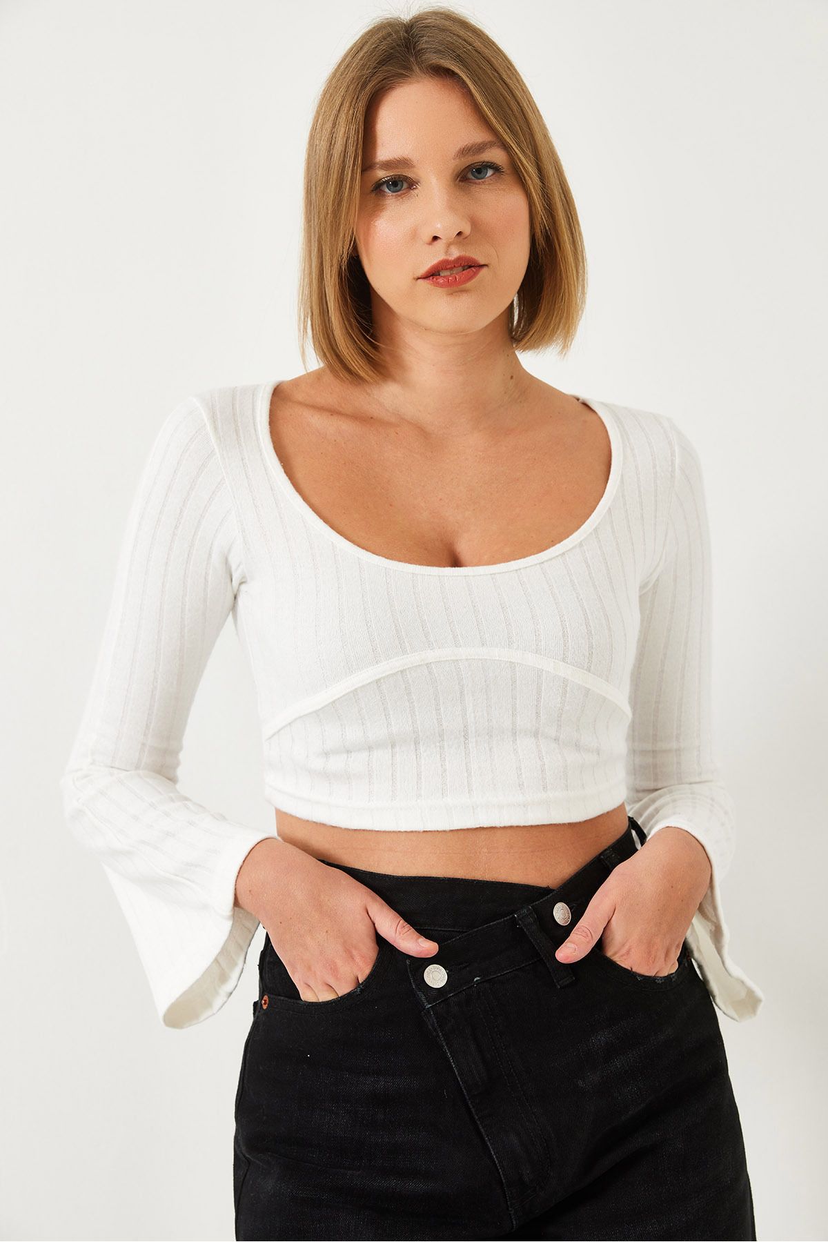 Bianco Lucci-Dámska Crop blúzka 60351286 3