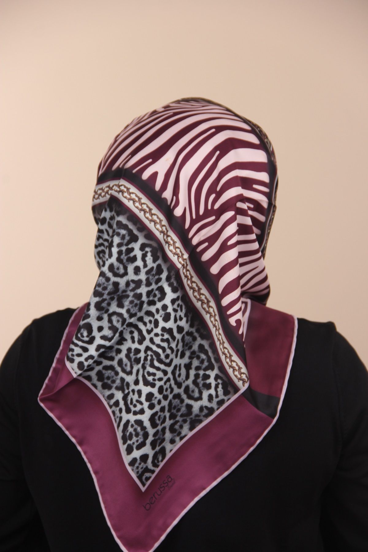 Sima-Dark Fuchsia Berussa Leopard 2 Polyester Twill Scarf 3