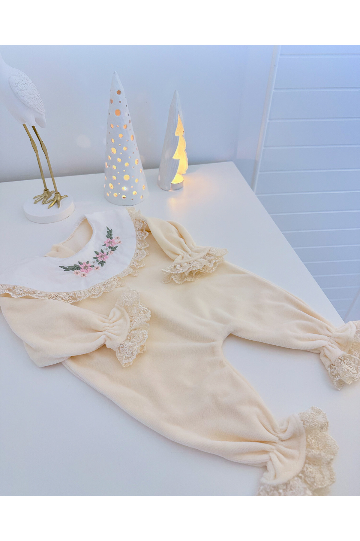 Sincabın Düşleri Hoşgeldin Bebek yenidoğan bebek hediye kutusu mevlüt elbise set triko kadife patik şapka fotoğrafı 3 (önizleme)