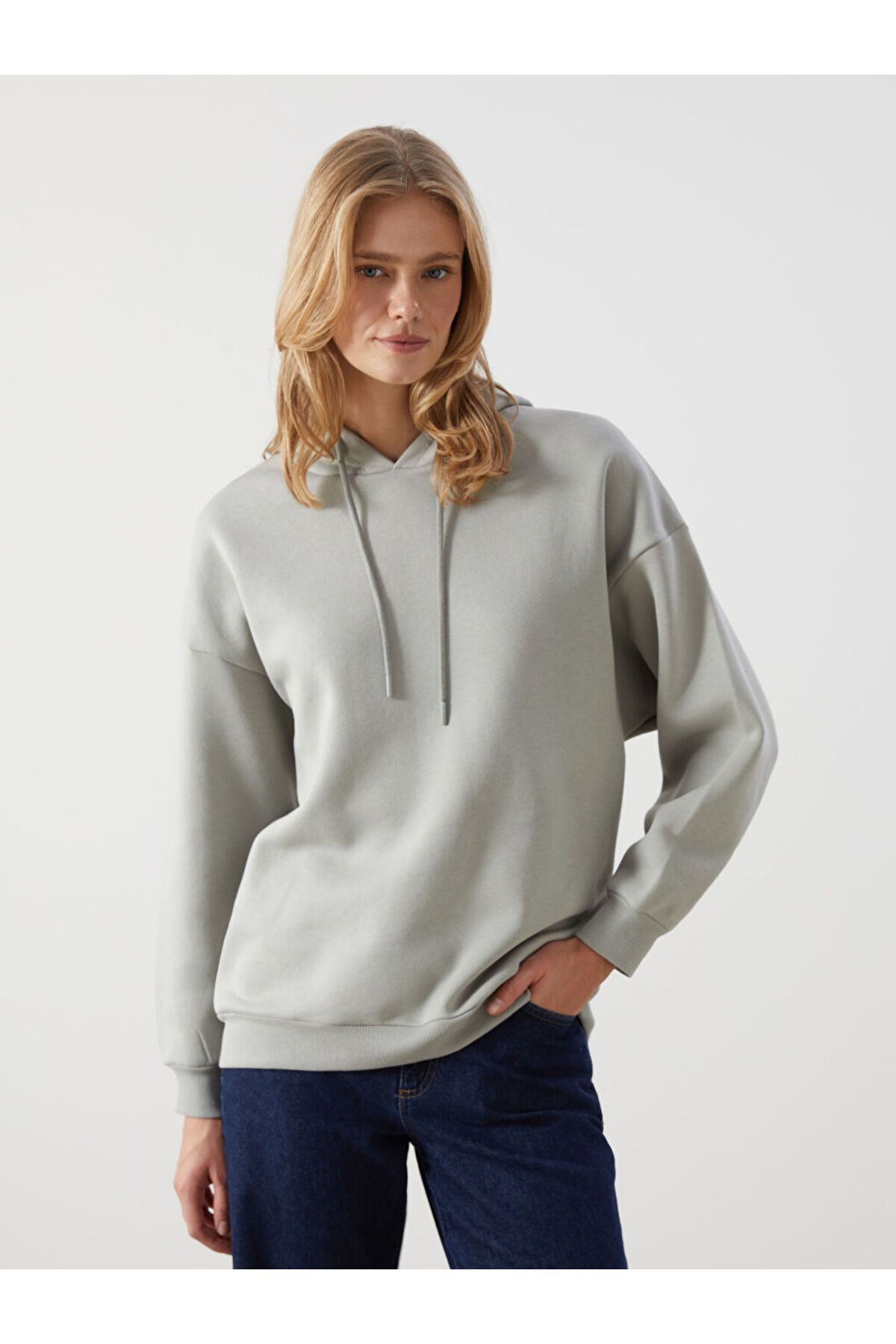 LC Waikiki Kapüşonlu Düz Oversize Kadın Kalın Sweatshirt Tunik