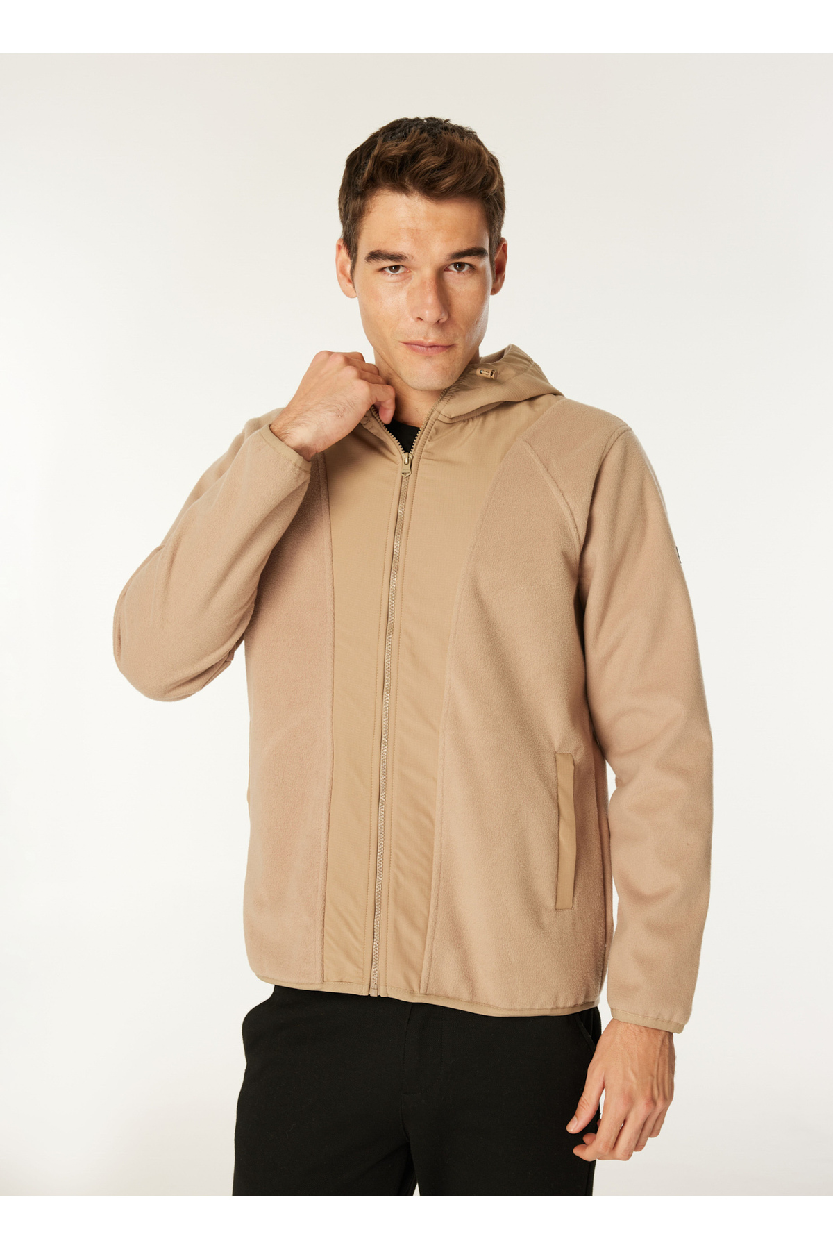 JEEP Bej Erkek Kapüşon Yaka Relaxed Polar Sweatshirt C4WM-SWT4268 — بژ 5003160040
