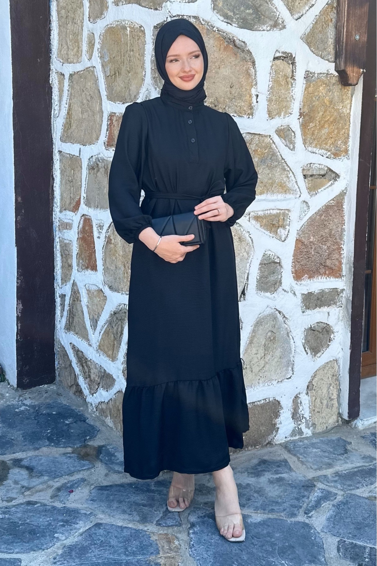 Gizce-Moly Black Dress 1