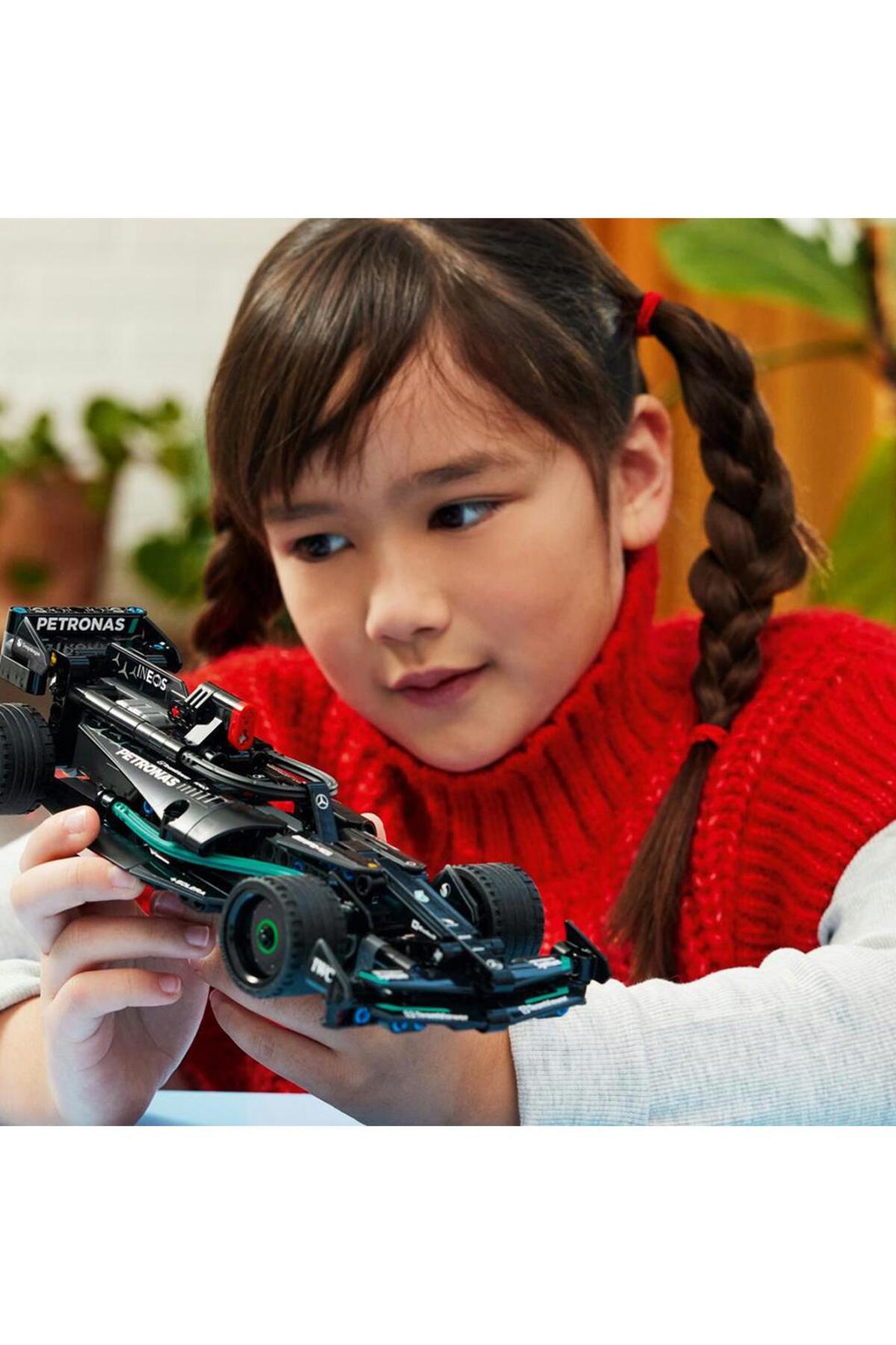 تکنیک مرسدس-آمگِی افوان دبلیو۱۴ ای پرفورمنس پولبک ۴۲۱۶۵ – ۲۴۰ قطعه