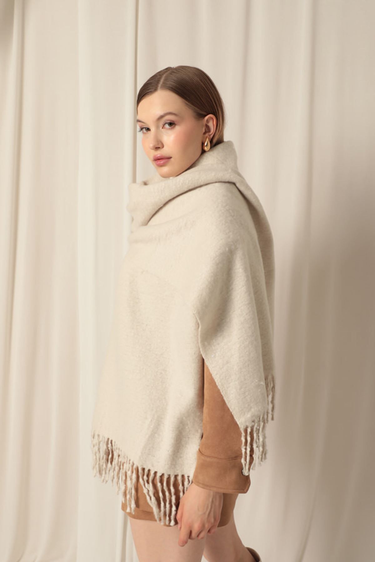 Vebende Anne Bebek Akıllı Fikirler-Warmtouch Soft Women's Winter Boucle Shawl - Soft Texture, Elegant and Warm 70X180 cm 4