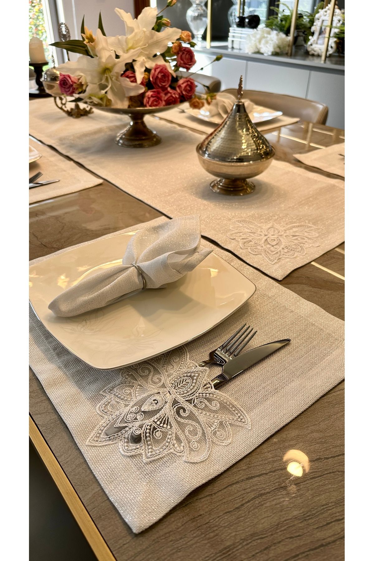 Decamor home-White Linen Textured - Silver Lurex French Lace Serving and Napkin Set for 6 2