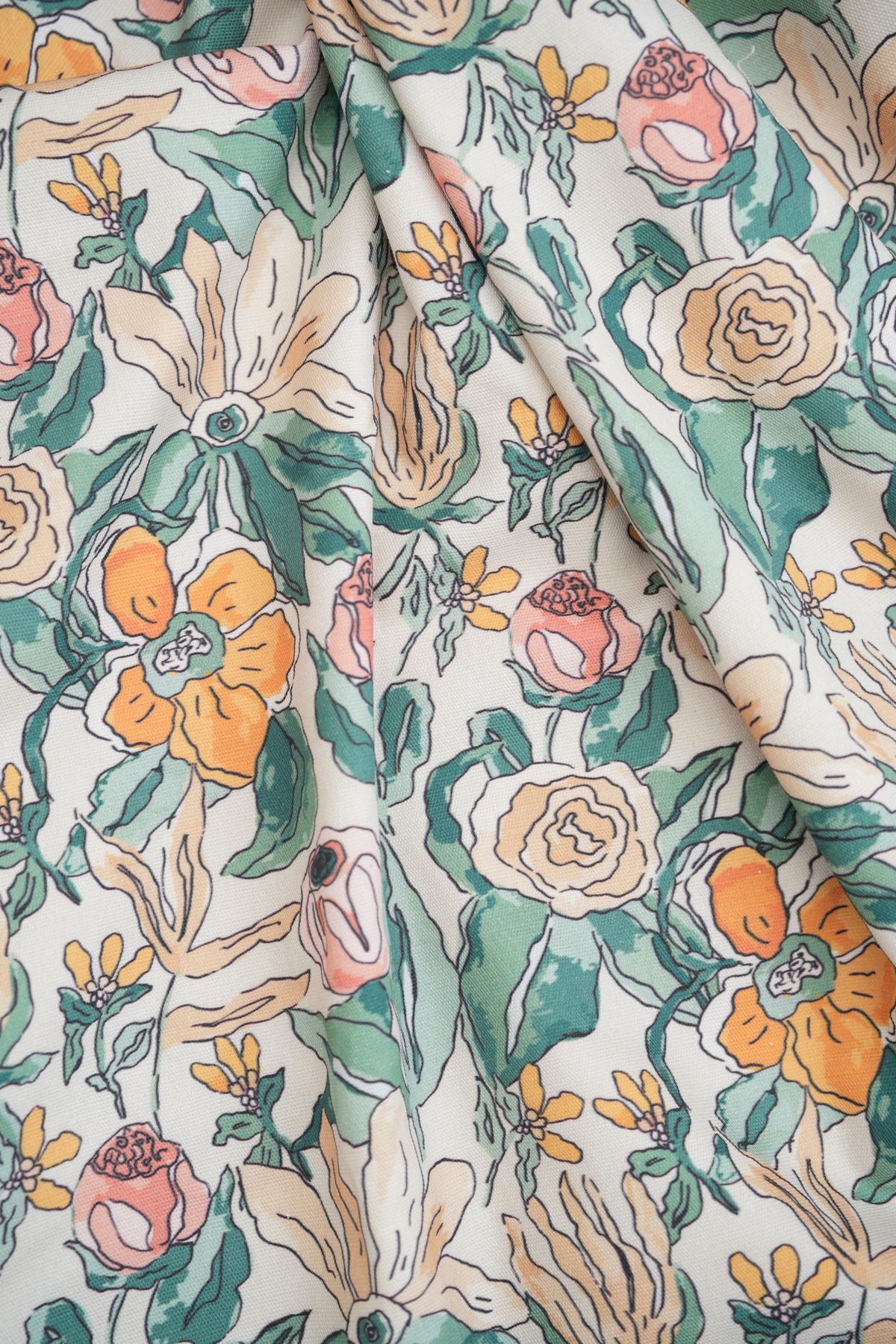 Tuğba Kuğu-Printed Panama Fabric (100% Cotton) |   Whimsical Roses 3