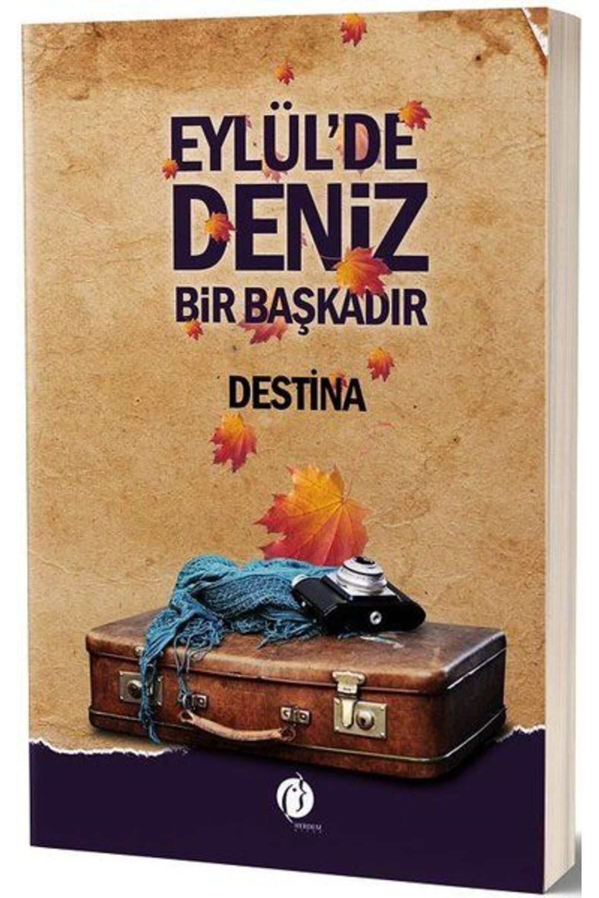 Herdem Kitap Eylül'de Deniz Bir Başkadır