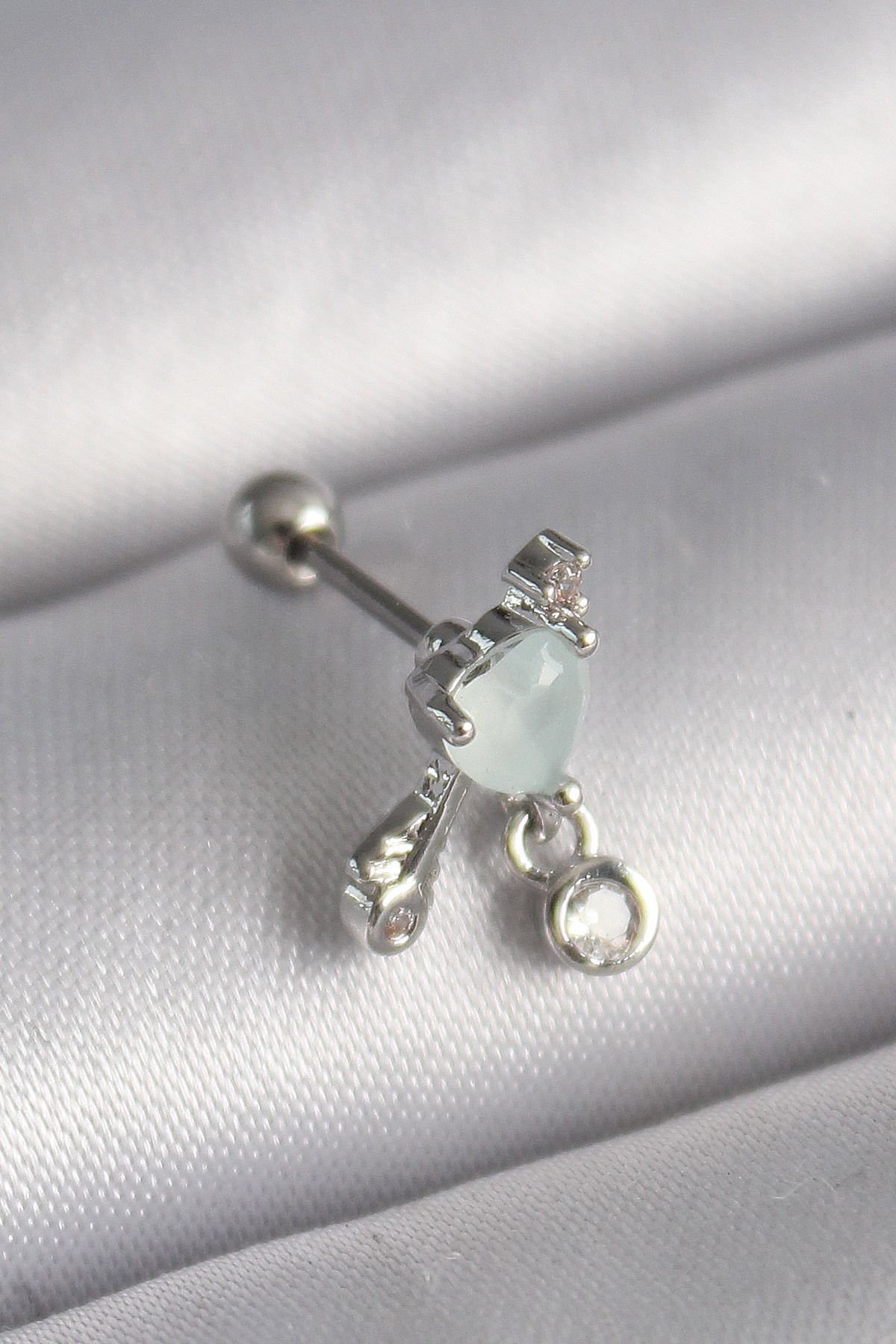 DENİZBİLİŞİM 316L Çelik Gümüş Renk Beyaz Minelik Kalp Sallantı Zirkon Taş Detay Tragus Piercing - Tj-Pr1229