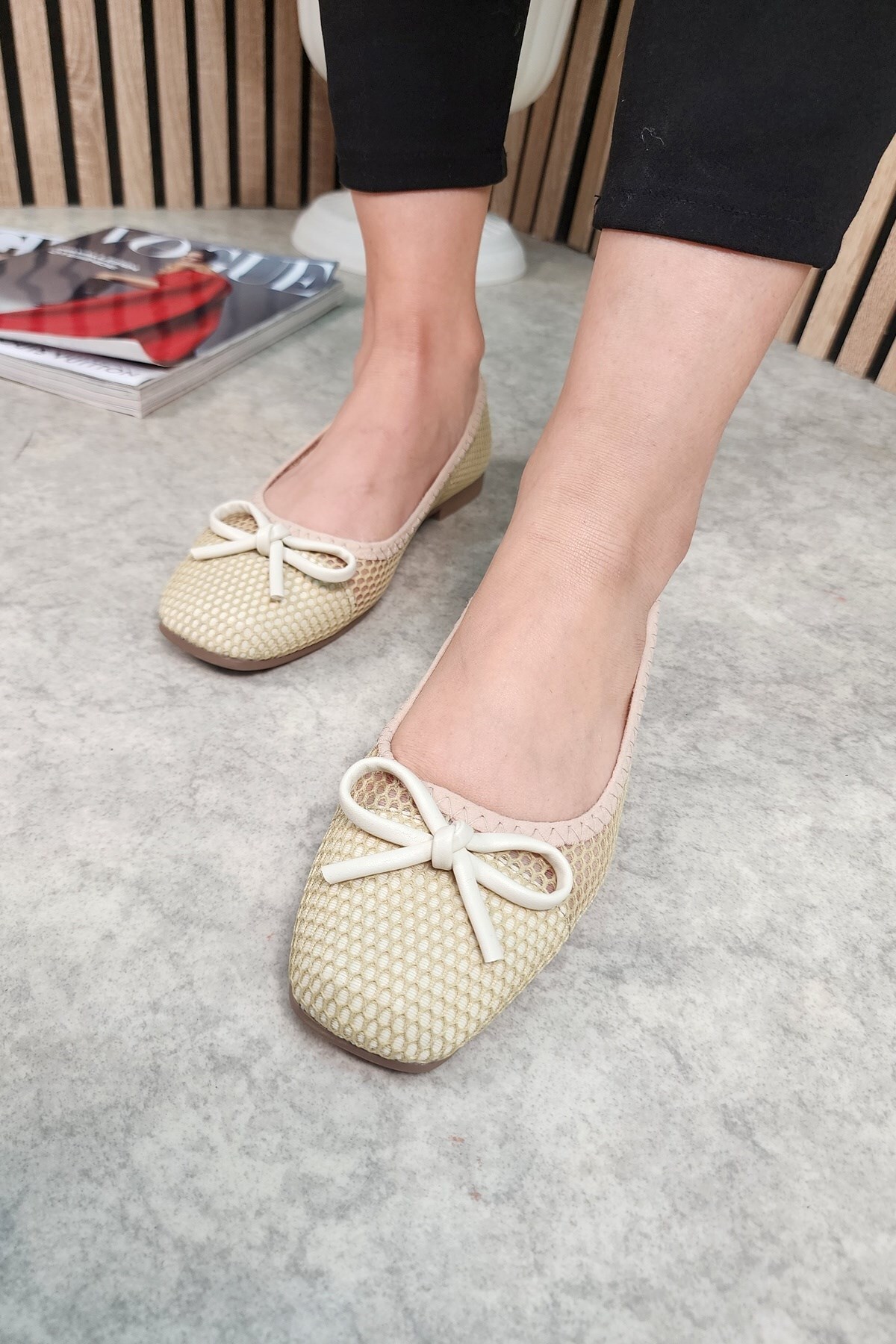 Casual Women's Flat Single Band Short Heel with Adjustable Buckle Butt Toe Gemstone Shoes 287