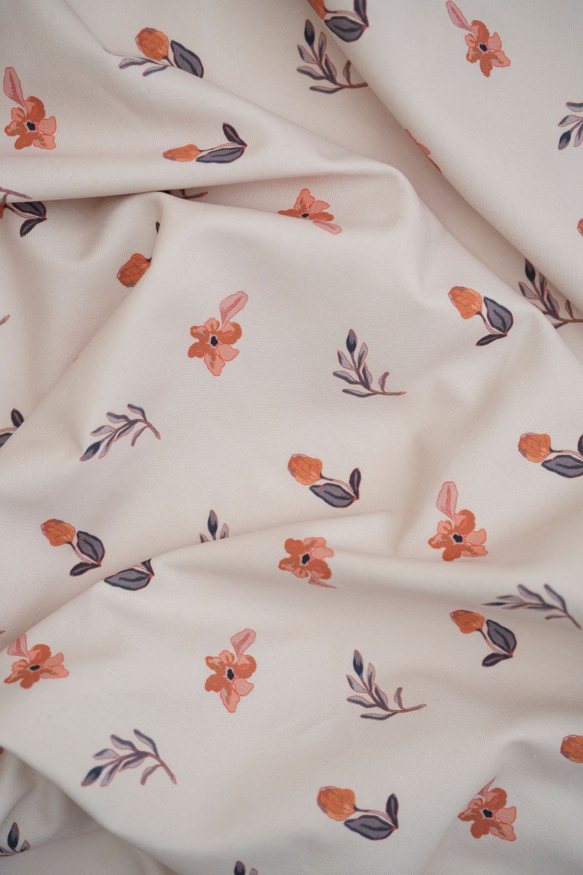Tuğba Kuğu-Printed Panama Fabric (100% Cotton) |   Tiny Tulips 3
