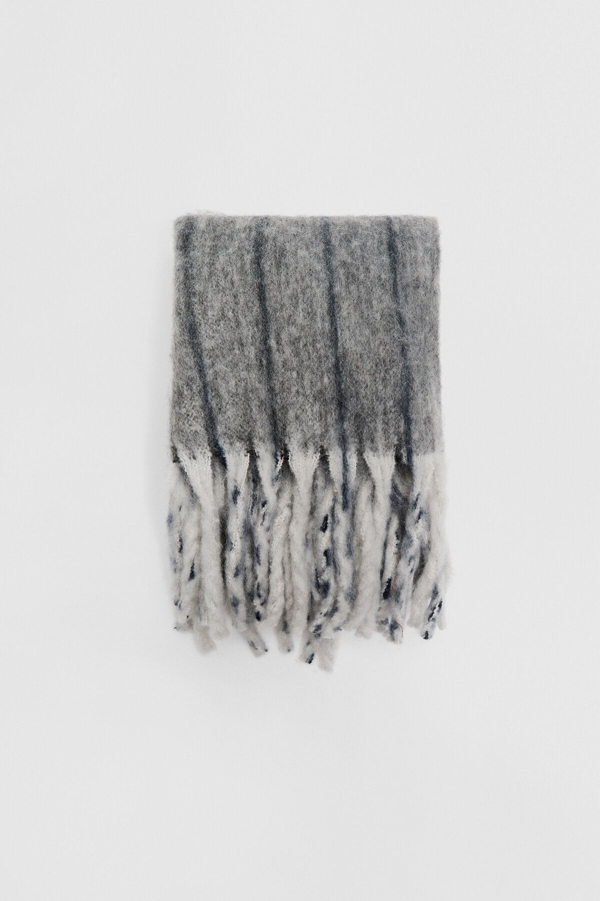 Stradivarius-Scarf - Gray - Striped 3