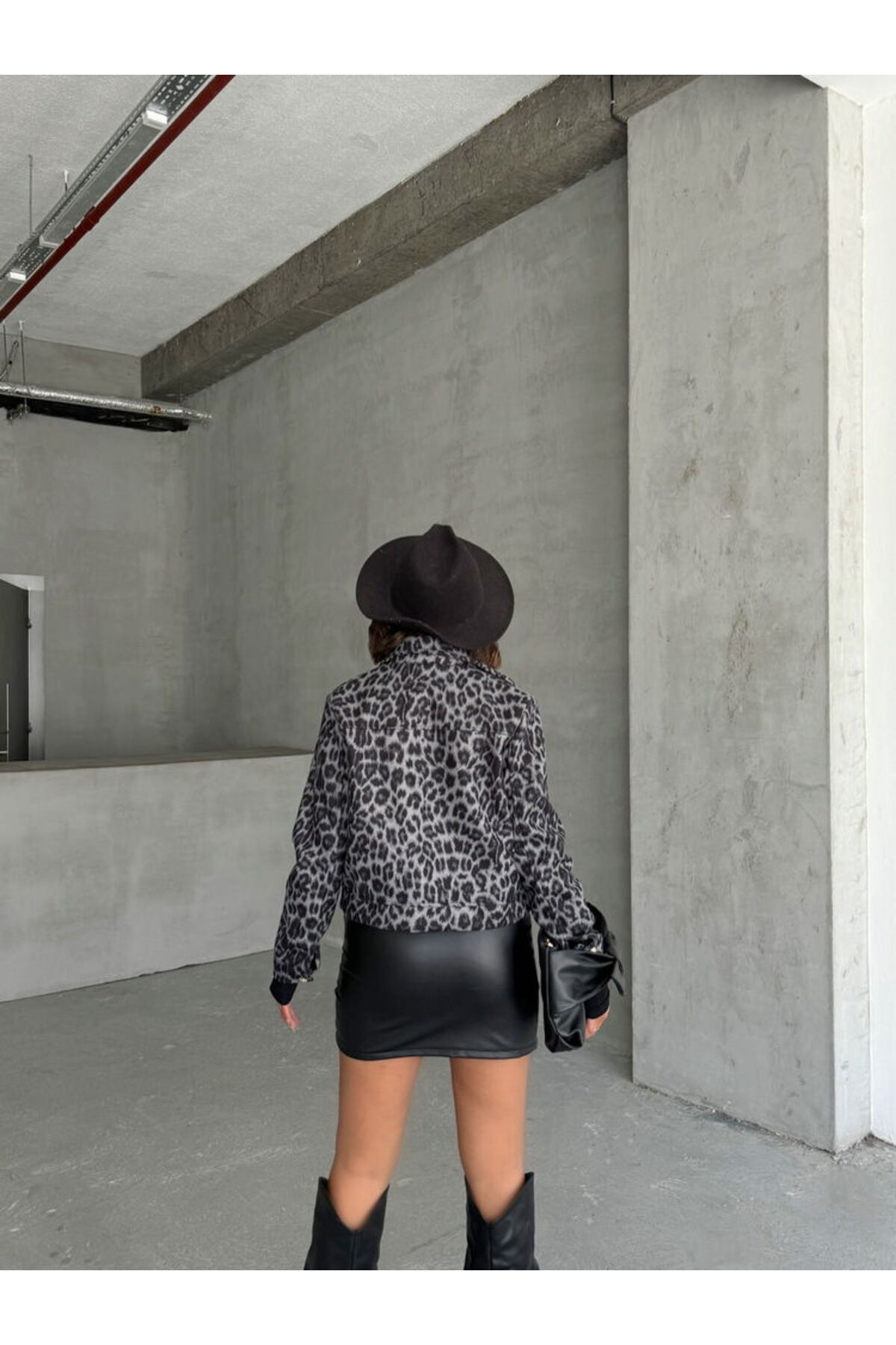 MODA  Leopar Desenli Kaşe Mont - Görsel 3