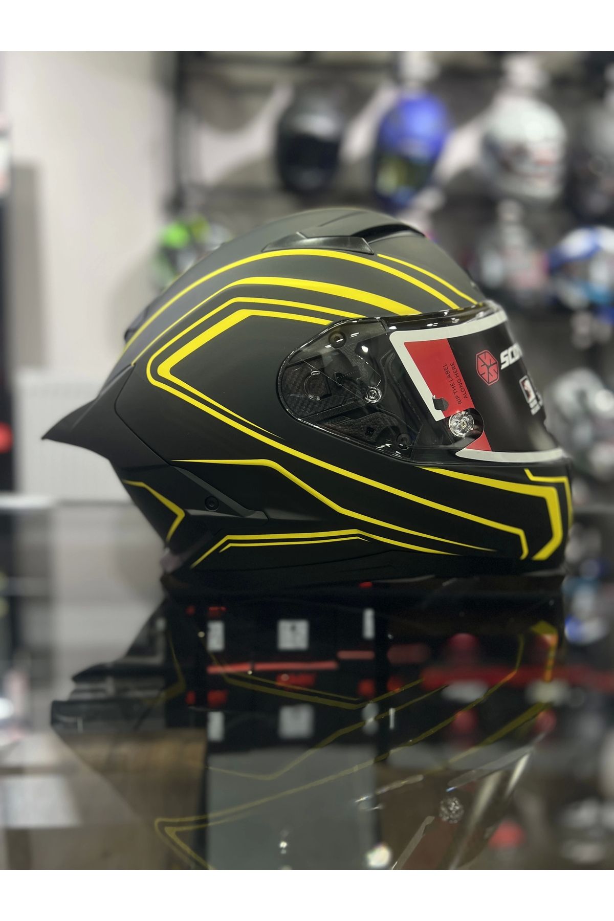 Scoyco-871 Flash Yellow Black Closed Helmet 1