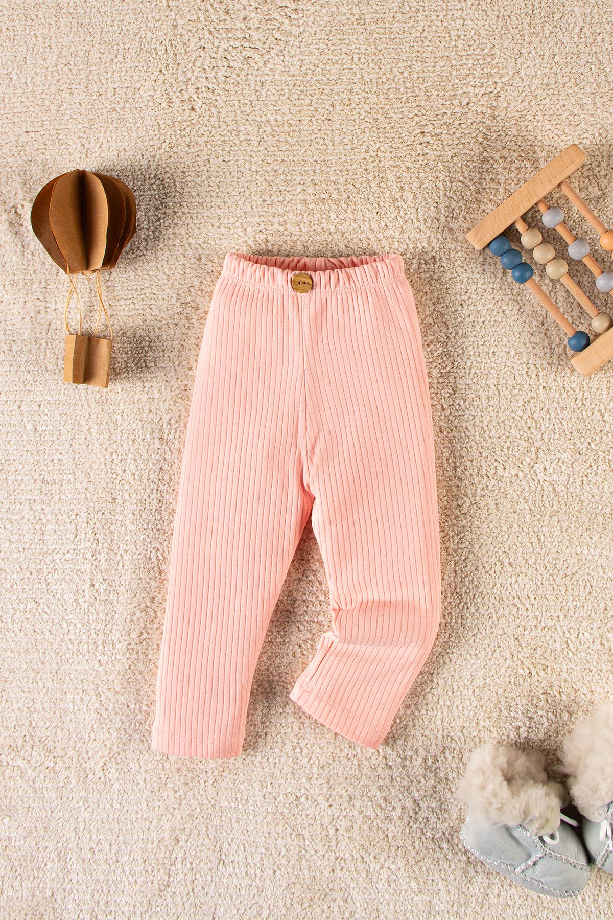 TRENDYOLKIDS Różowe Prążkowane Legginsy Dla Dziewczynki Tkdaw25ta00007 Unisex - 3-6 miesięcy
