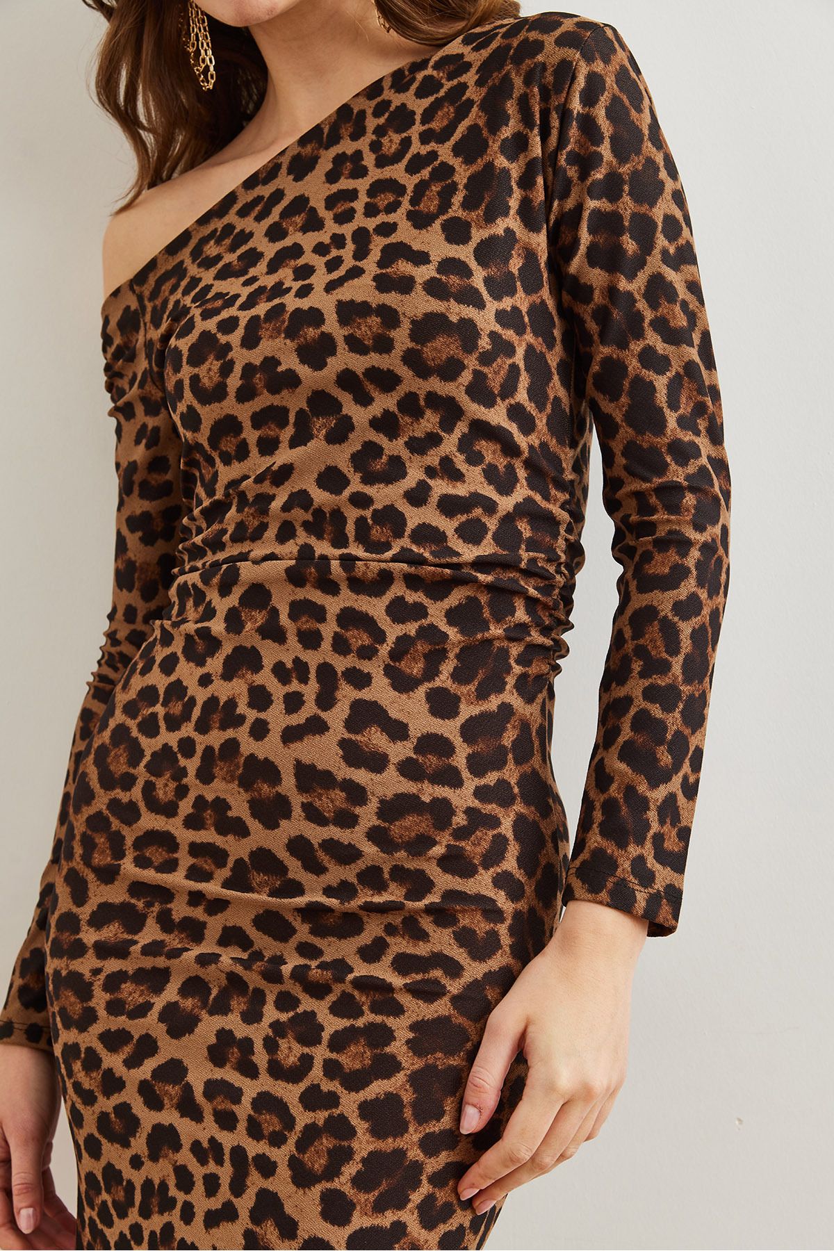 Kadın Kahve Leopar Kayık Yaka Örme Mini Elbise ELB-19002316