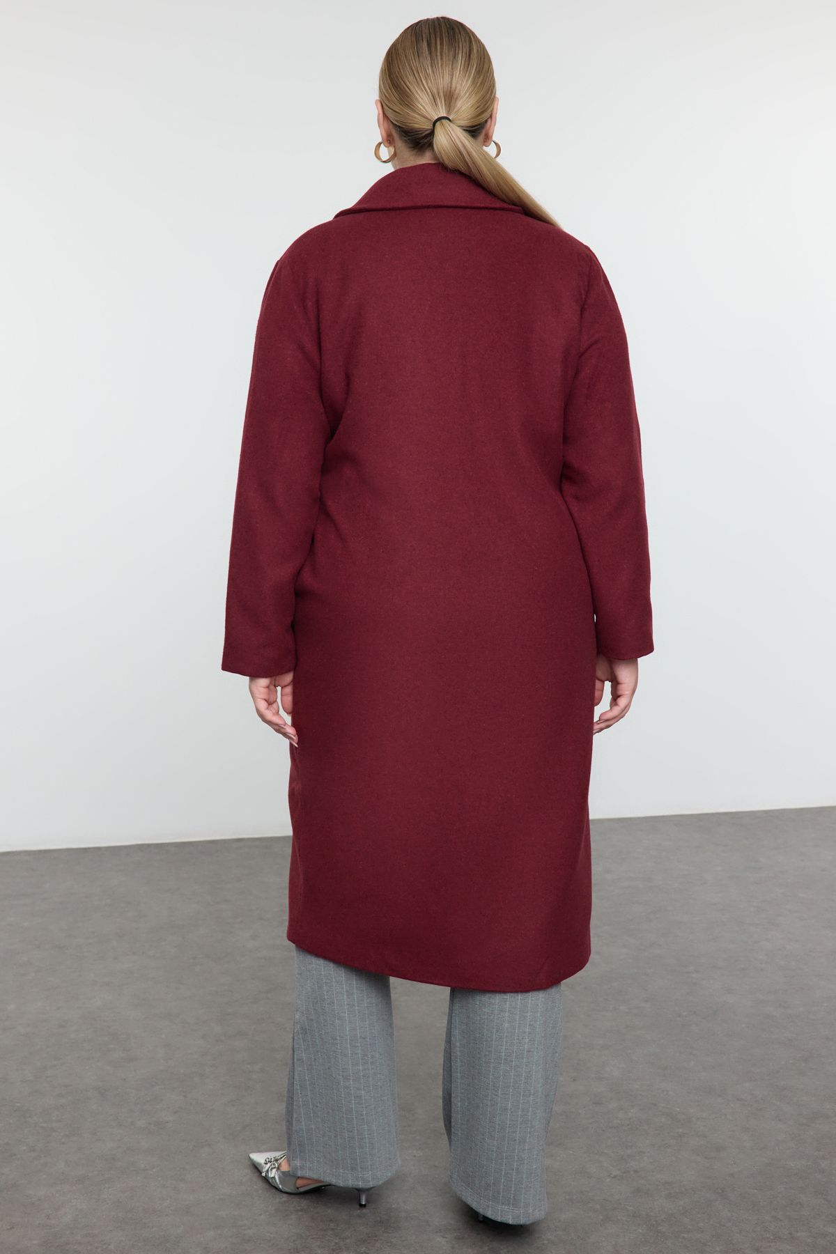 Trendyol Curve-Oversize Burgundy Cashew Coat - Double Breasted Closure, Wool Blend Tbbaw23Kb00002 5