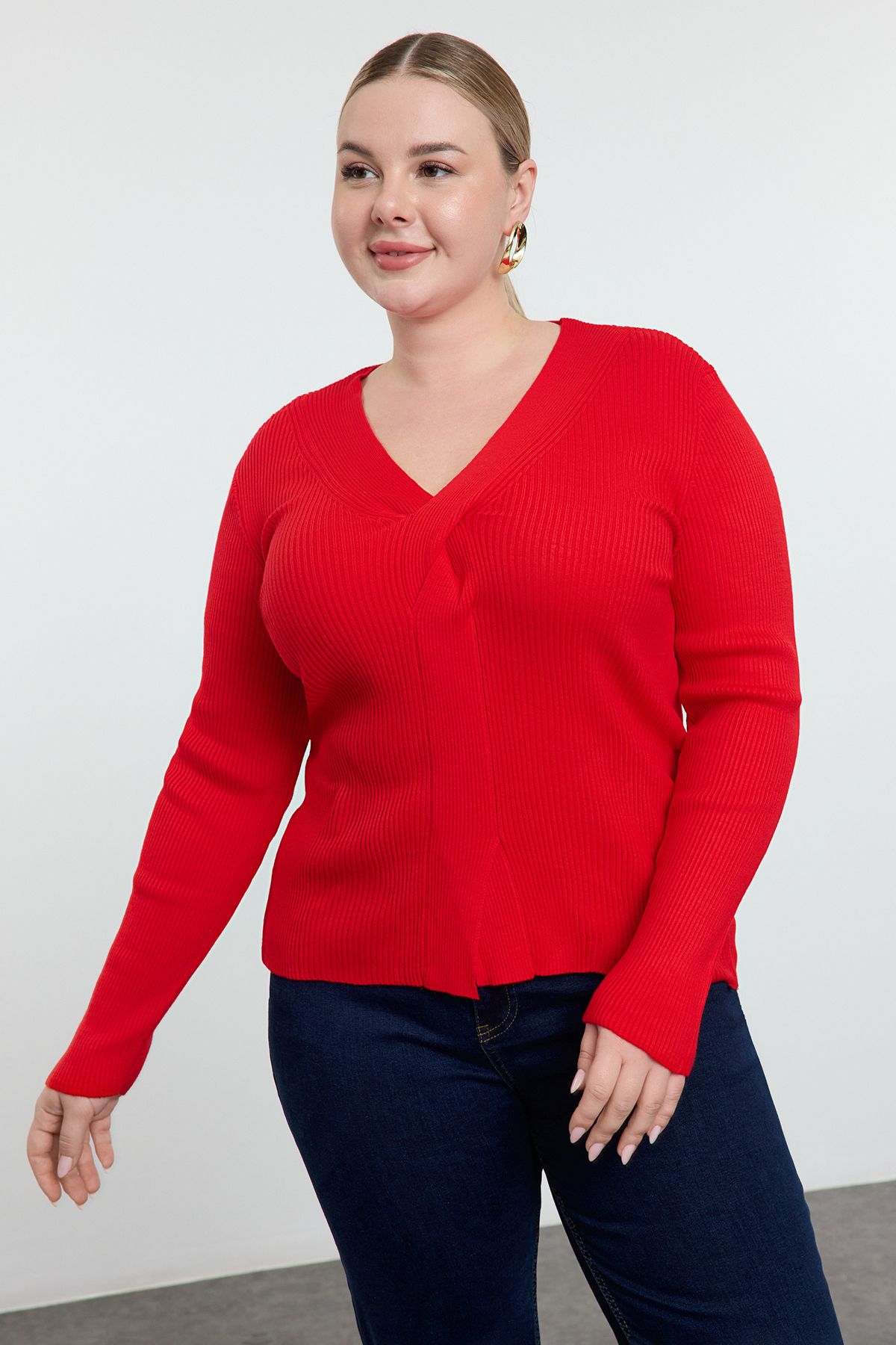 Trendyol Curve-V-Neck Red Knitwear Sweater - Front Knot Detail TBBAW24AN00101 1