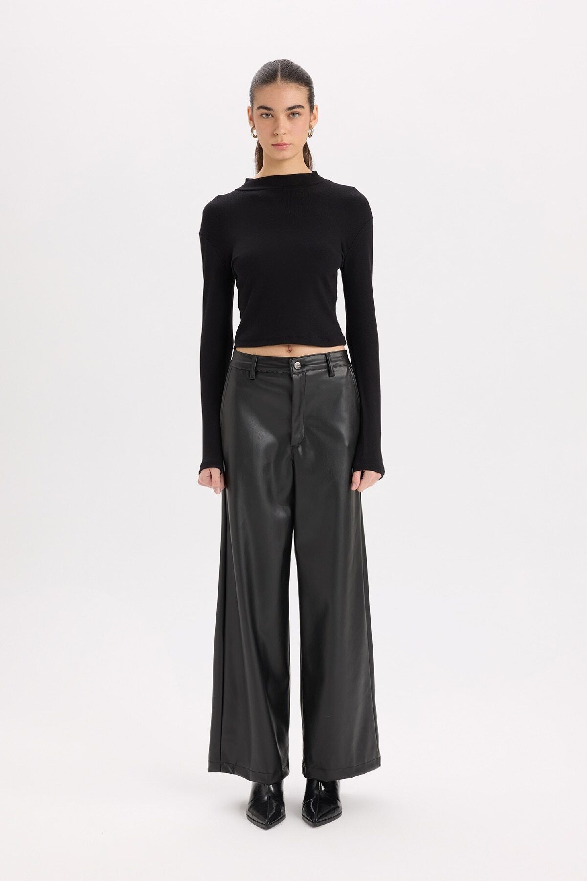 DeFacto-Culotte Kunstleder-Winterhose mit Taschen, hoher Taille, weites Bein, D9372ax24au 4