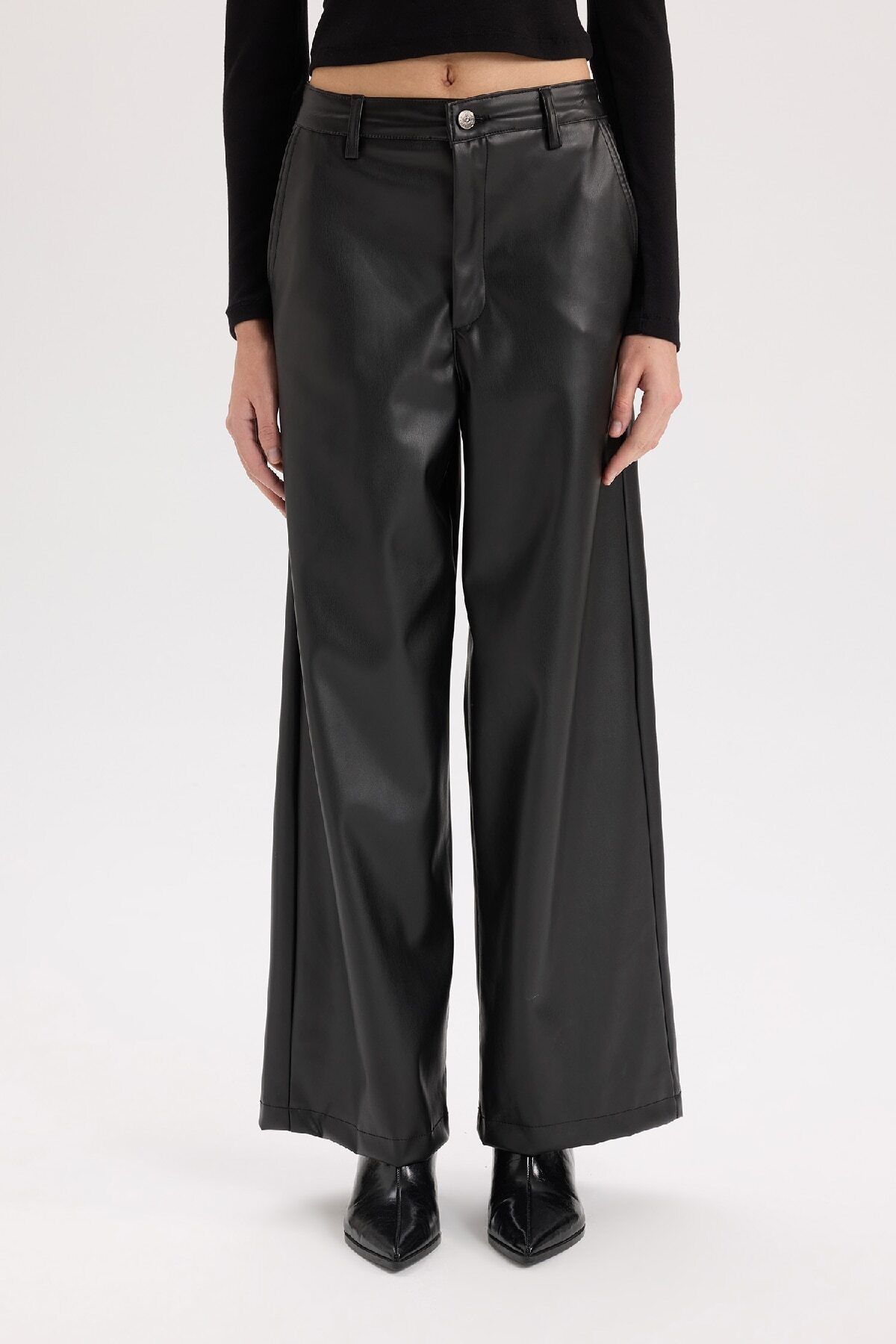DeFacto-Culotte Kunstleder-Winterhose mit Taschen, hoher Taille, weites Bein, D9372ax24au 5
