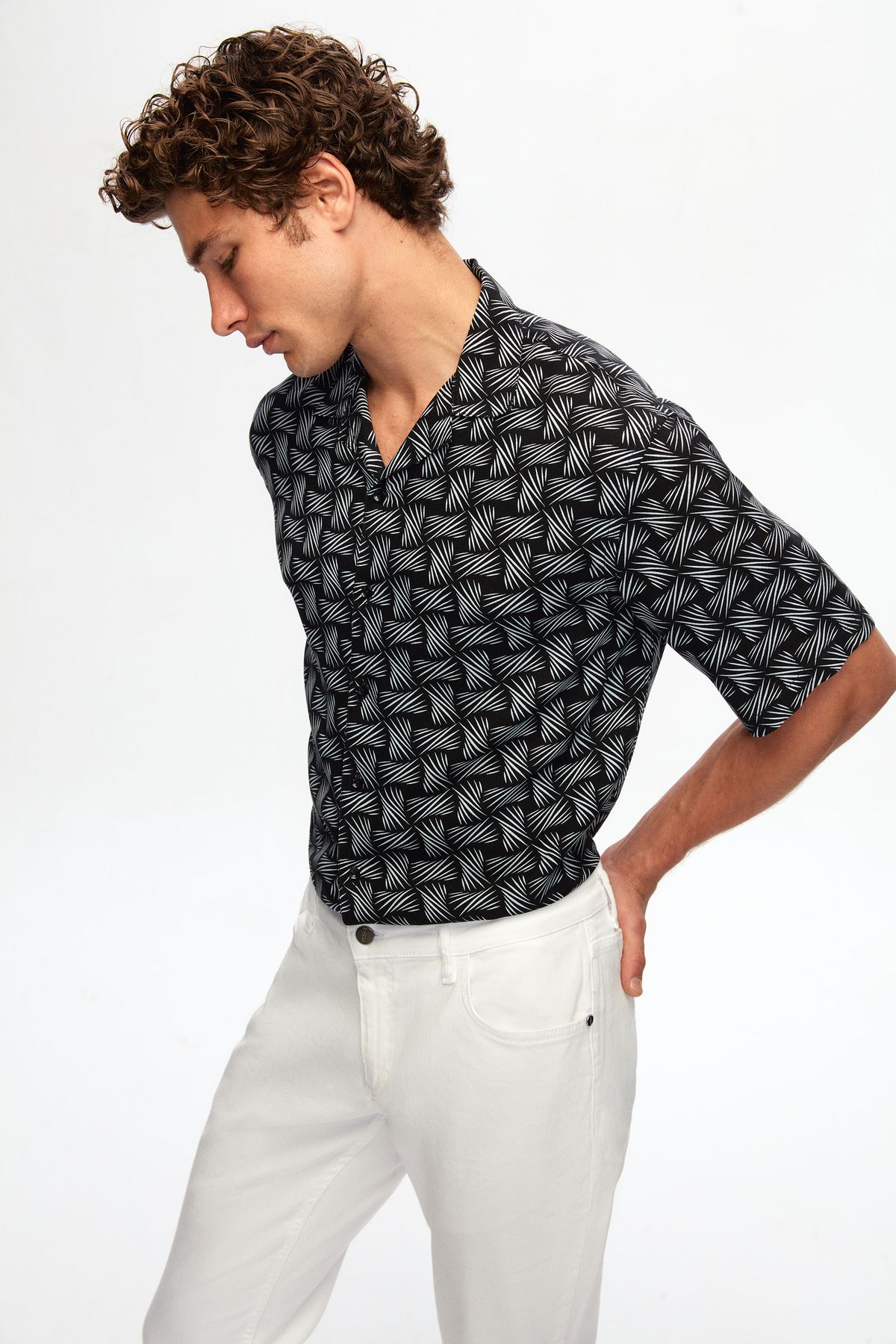 پیراهن مشکی راحت D'S Damat