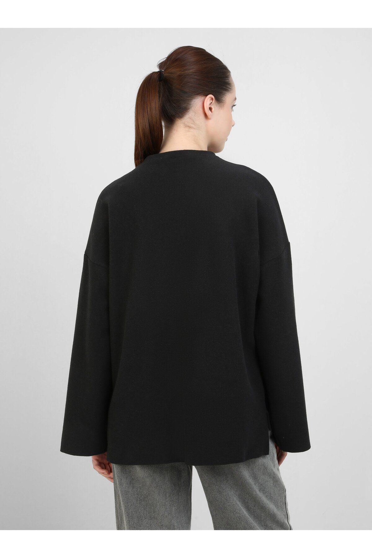 Benin-Soft Textured Overisze Thessaloniki Sweatshirt - Black - Benin 5