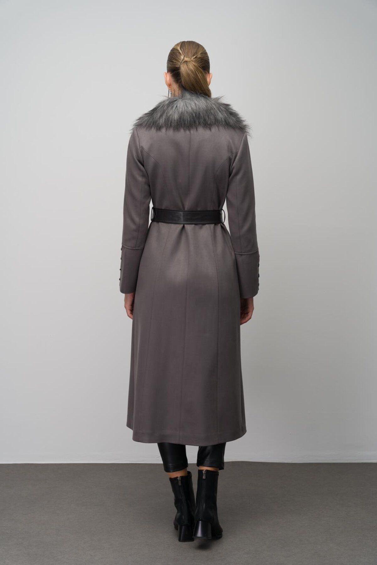 Olcay-Gabardine Suede Cap with Detachable Collar Shearling Leather Belt and Birit Detail - Gri 6645 7