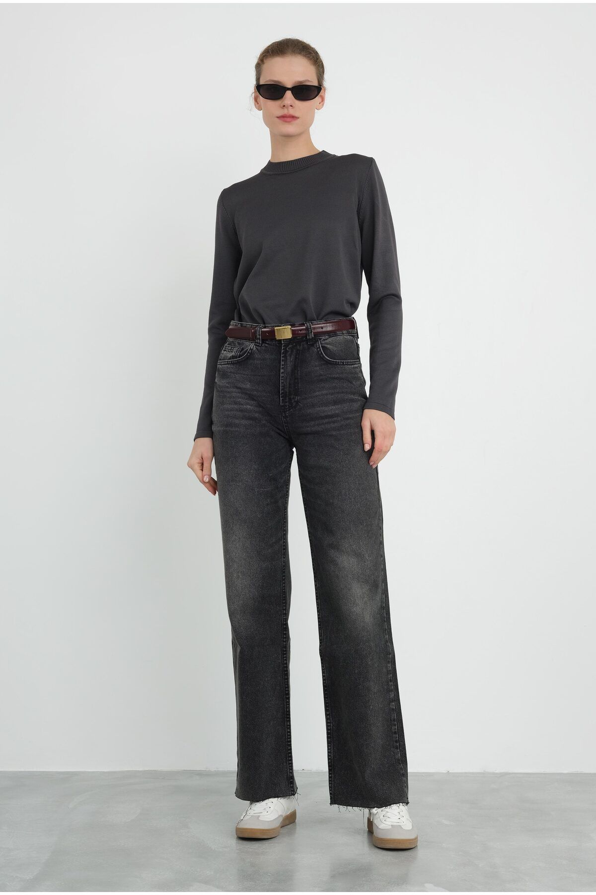 HEQA-Anthracite Knitwear Sweater 3