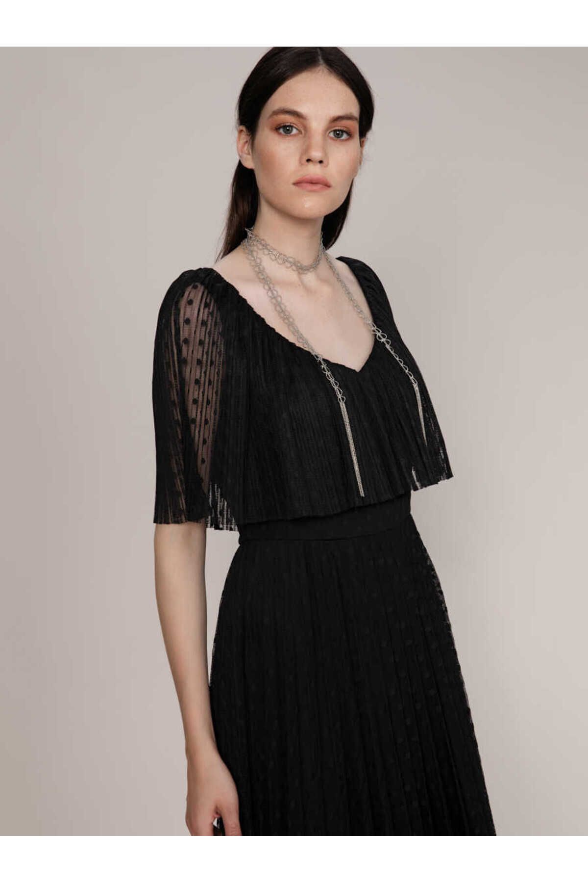 Roman-Polka Dot Detailed Pleated Long Engagement Dress Black K1911528_001 3