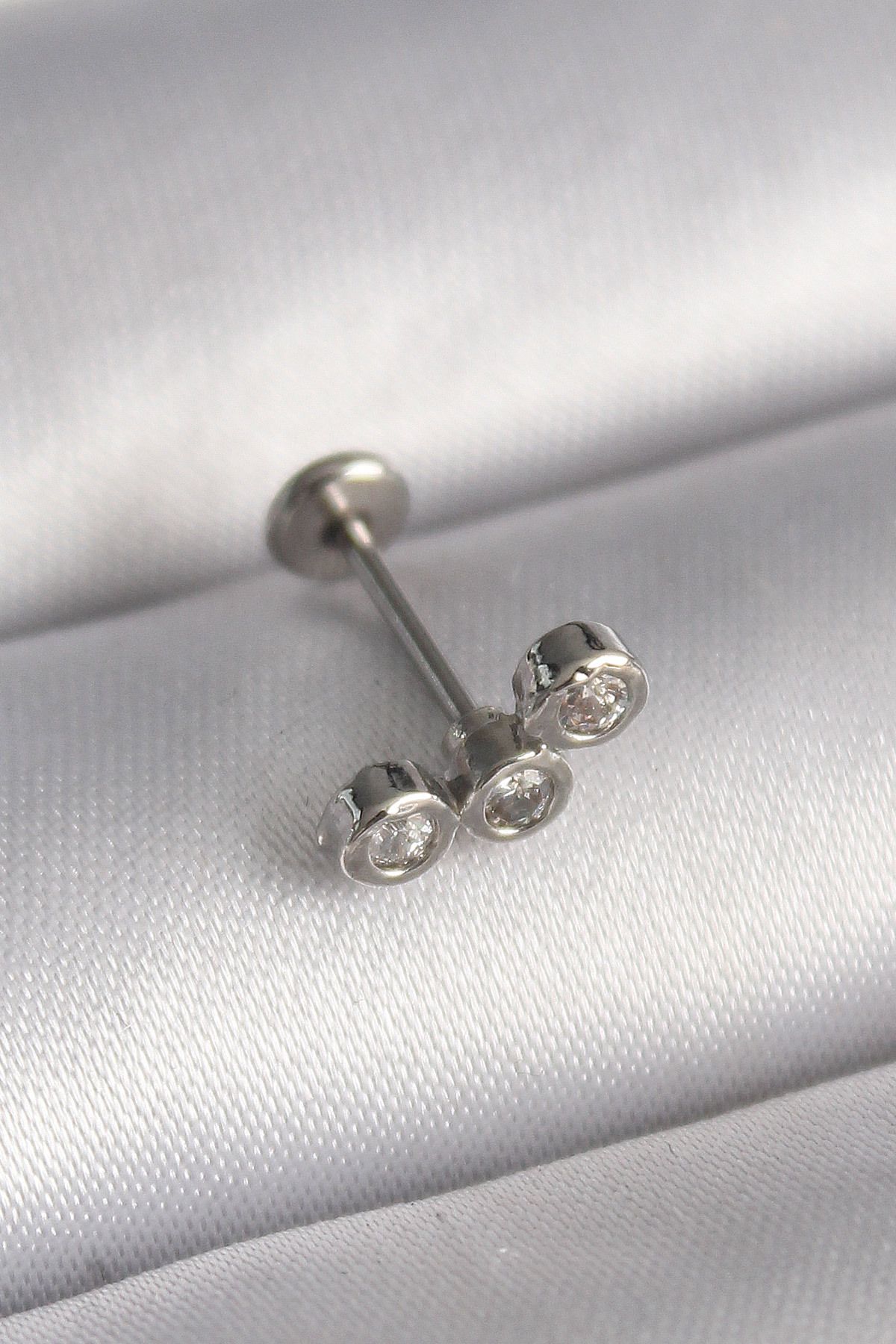 Maristas Çelik Gümüş Renk Zirkon Taşlı Tragus Piercing