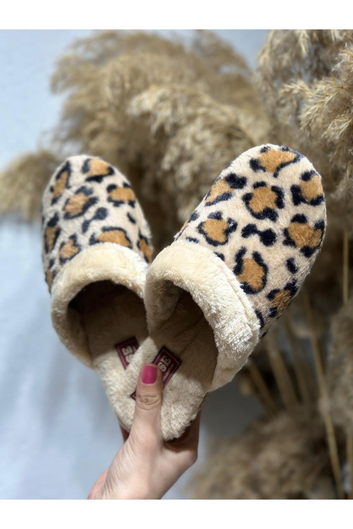 ALYA-Soft and Comfortable Winter Fleece - Leopard Patterned Plush Non-Slip Women's Home Slippers 6