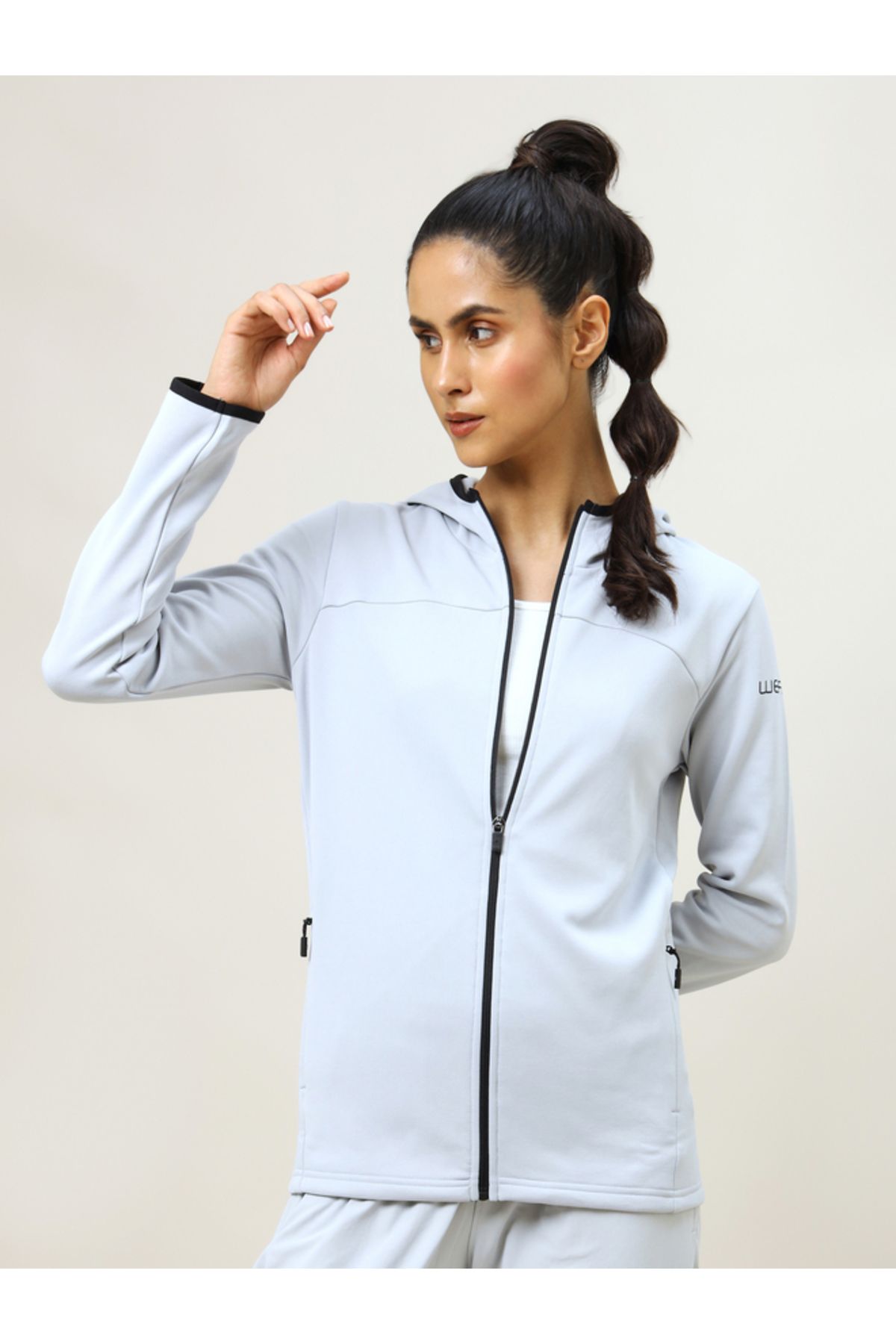 Technosport By Styli-سترة بغطاء رأس وقصة Slim Fit مع جيب بسحاب 6