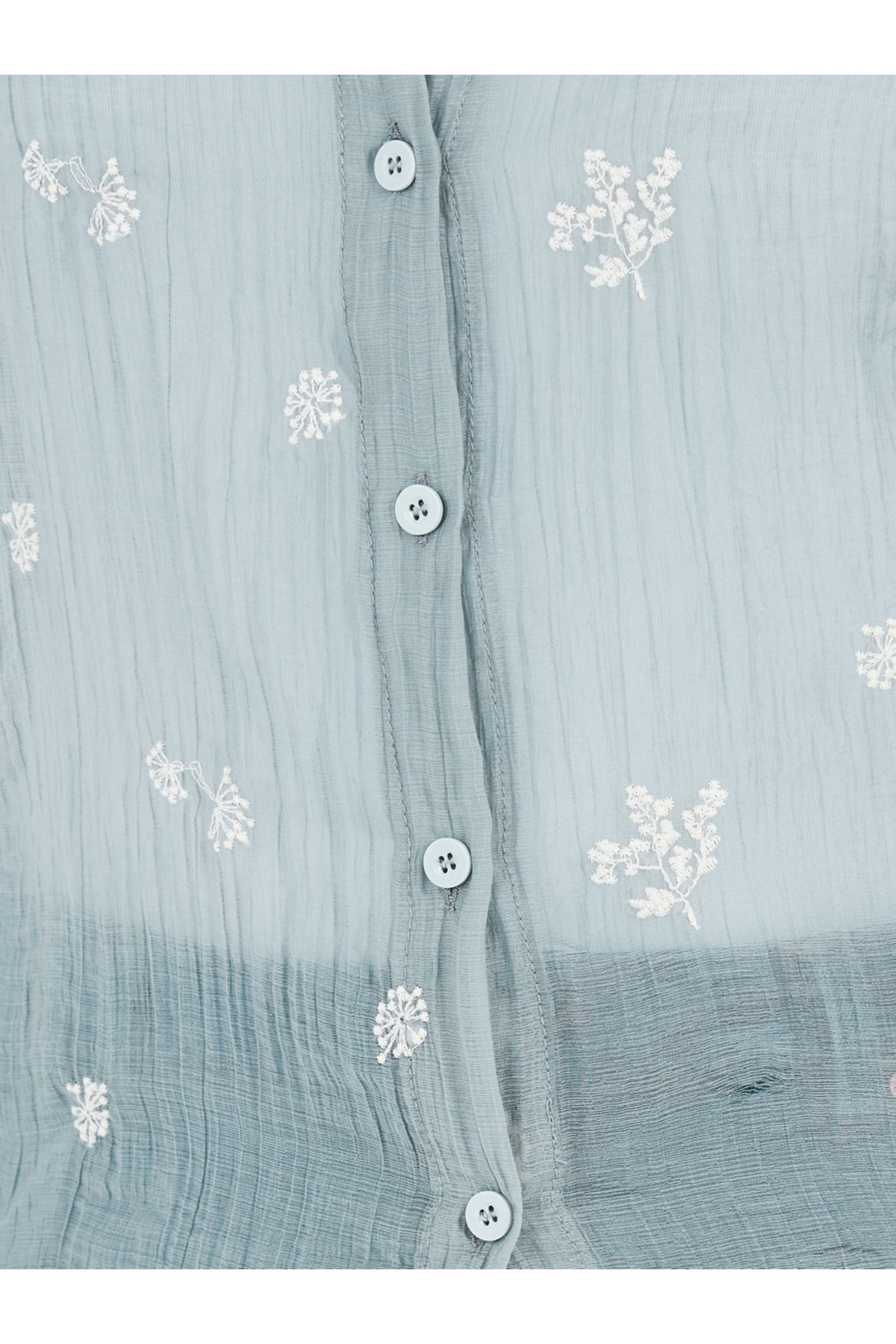 Styli-Plus Size Embroidered Shirt with Roll-Up Sleeves 4