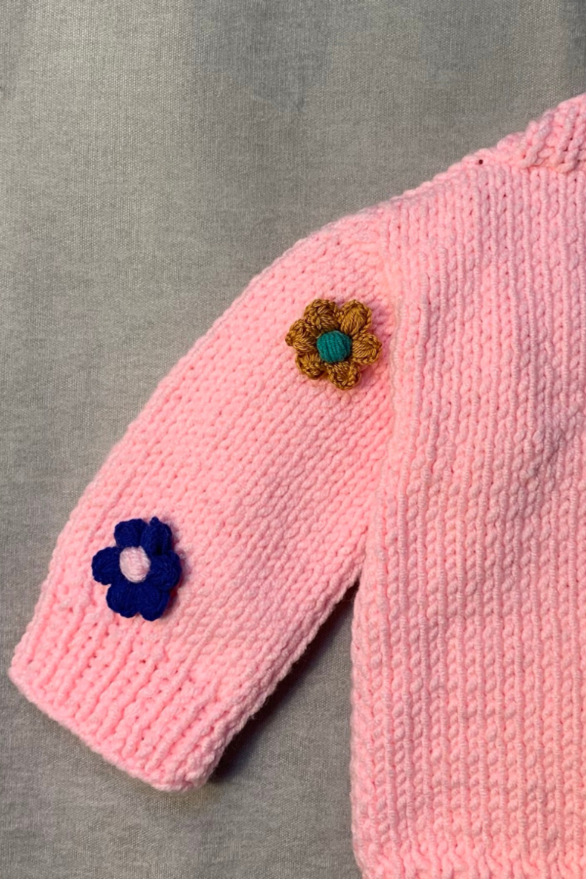 Uretti - Eylem 6333 El Yapımı Çiçekli Kız Çocuk Hırkası - 12 - 24 Ay fotoğrafı 7 (önizleme)