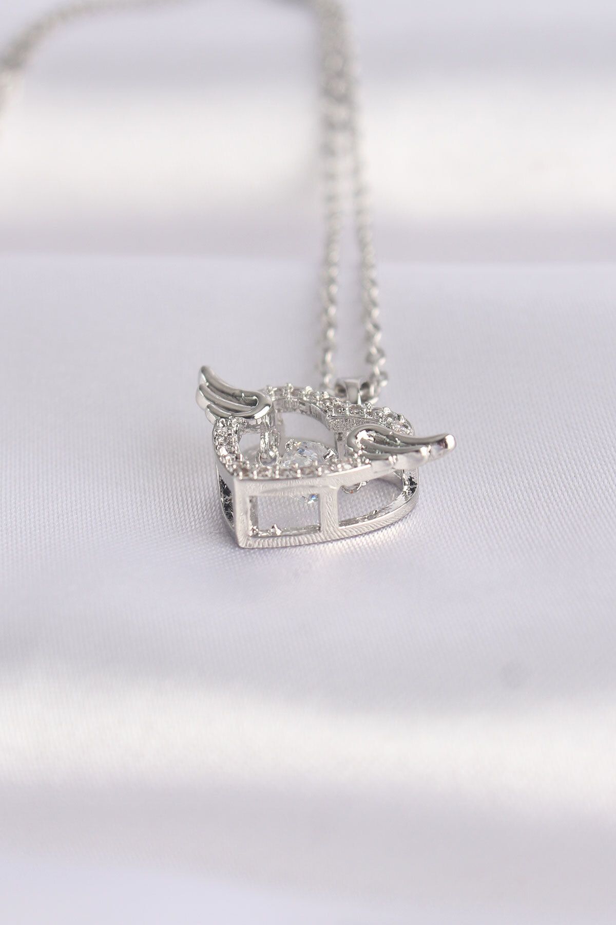 Skygo-316L Steel Chain Silver Color Zircon Stone Winged Heart Necklace - Tj-Bko8627 3
