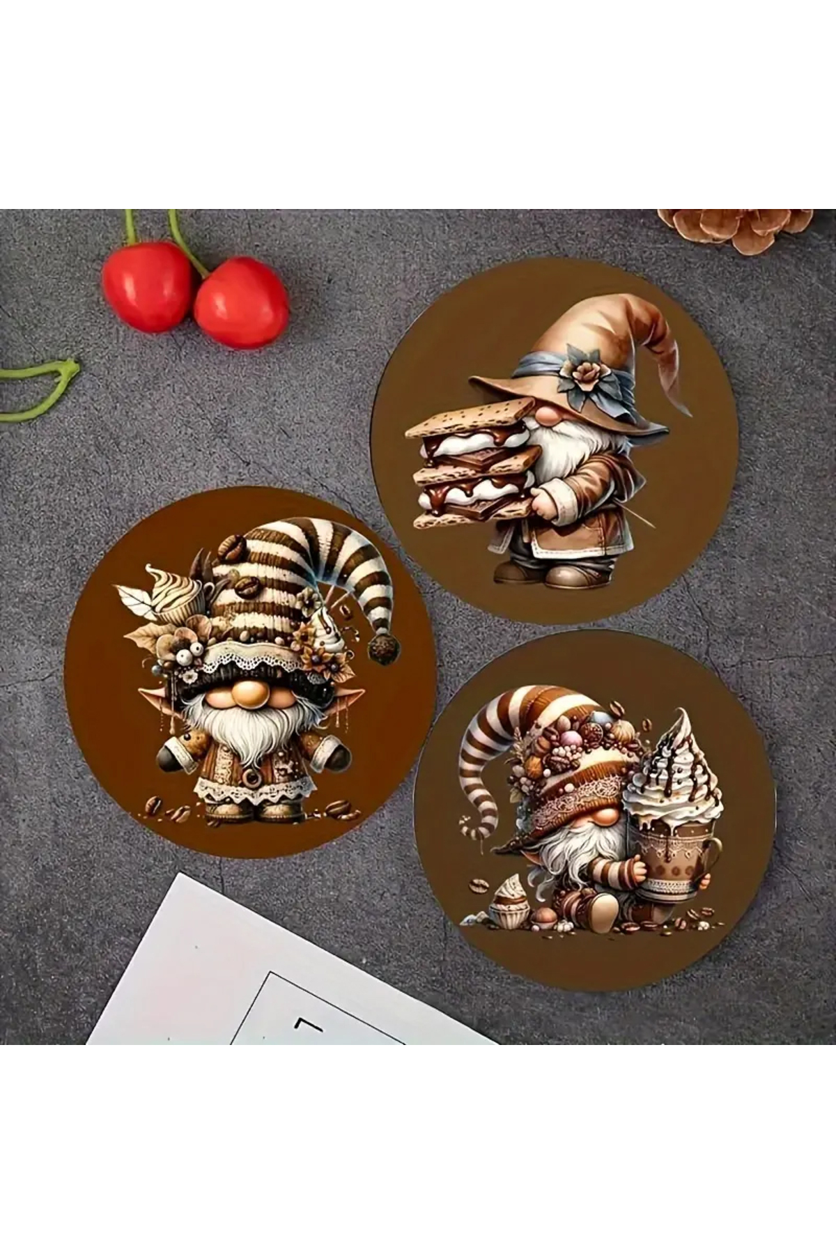 Kahve Temalı Sevimli Cücelerle Süslü, 6'lı Bardak Altlığı Seti 3
