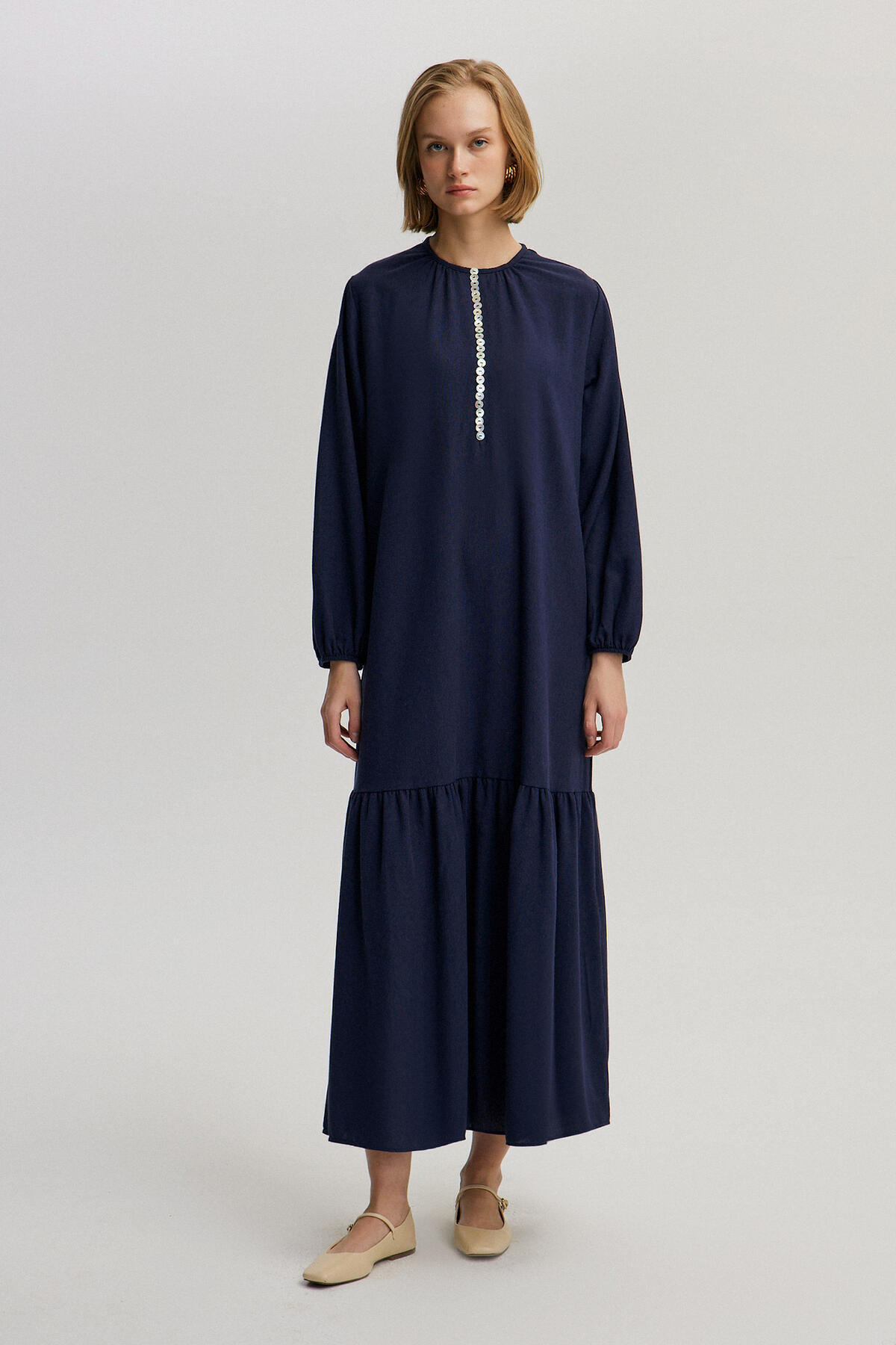complete the look image
