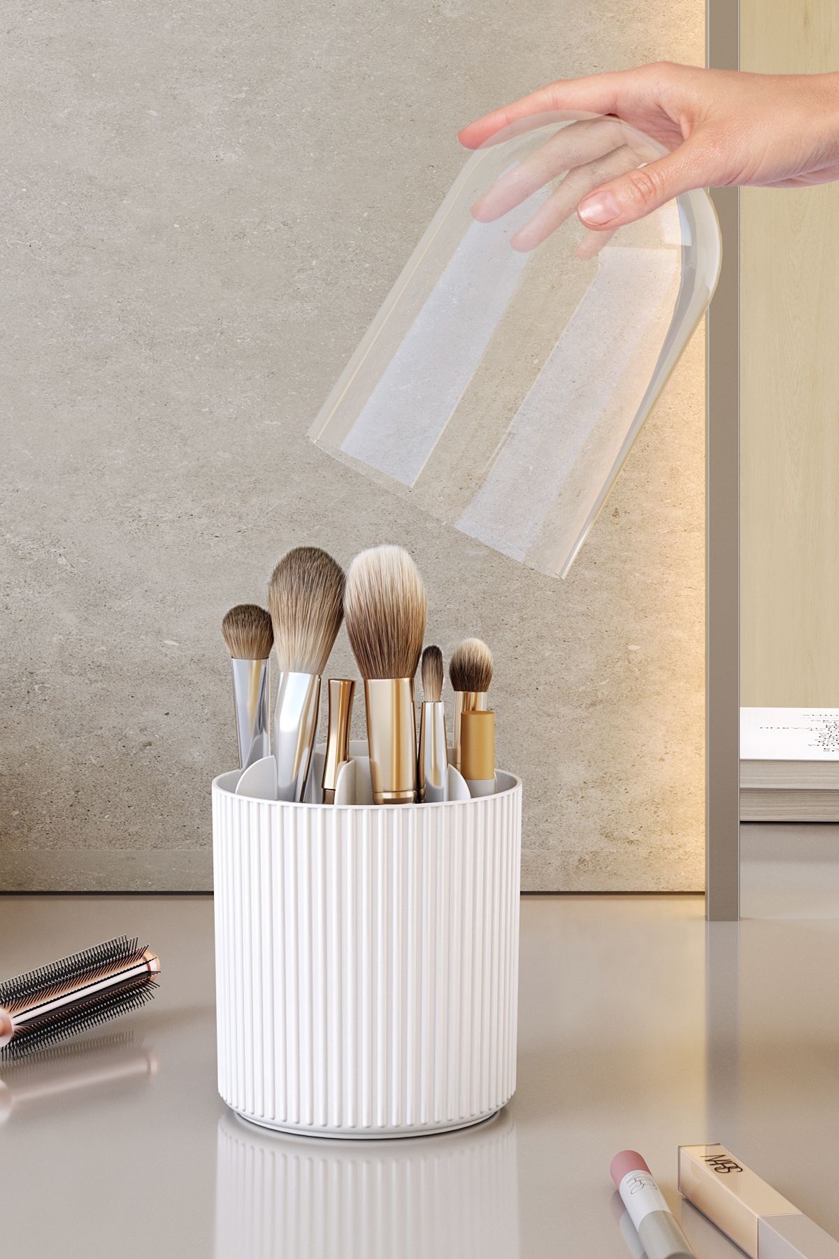 Pufwin Home-Dubai Makeup Brush and Cosmetic Organizer Hygienic Organizer with Transparent Lid 1