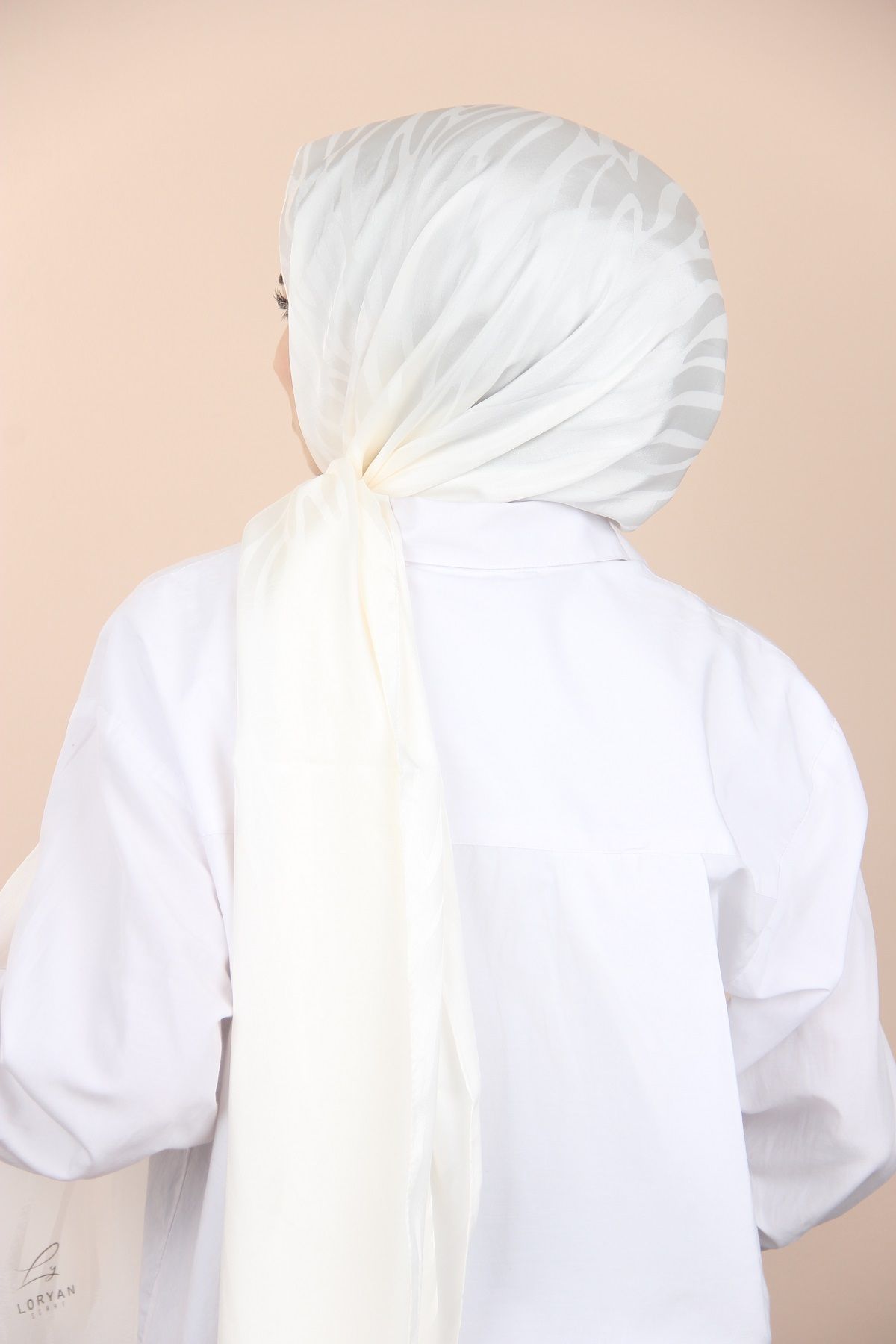Sima-Loryan Ecru Scarf - Jacquard Tree Shell Patterned Shawl 4