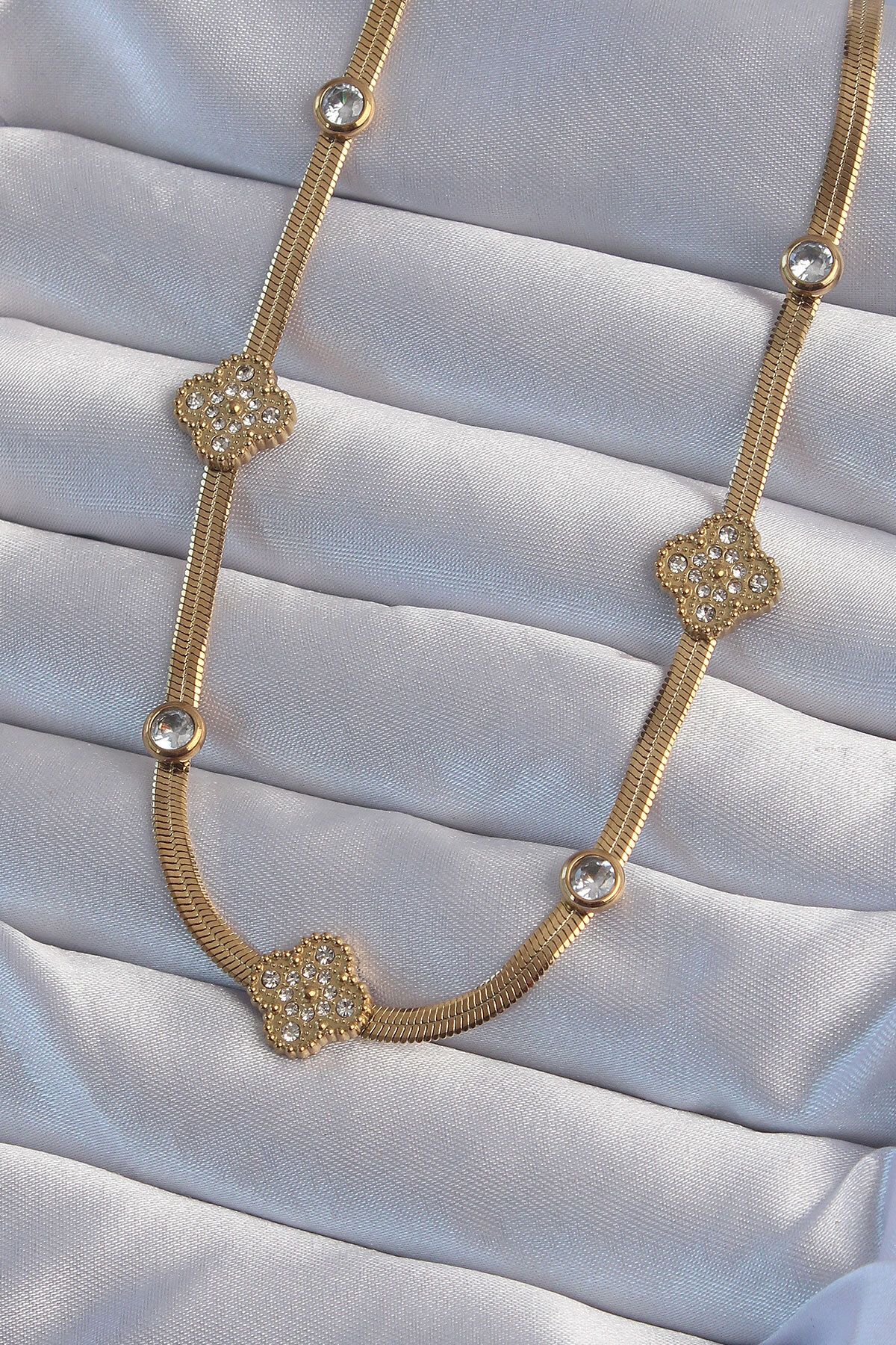 New Things 316L Çelik İtalyan Zincirli Gold Renk Zirkon Taşlı Yonca Model Kolye
