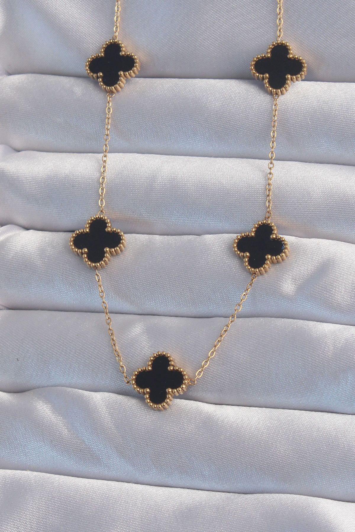New Things 316L Çelik Gold Renk Siyah Mineli Yonca Kolye