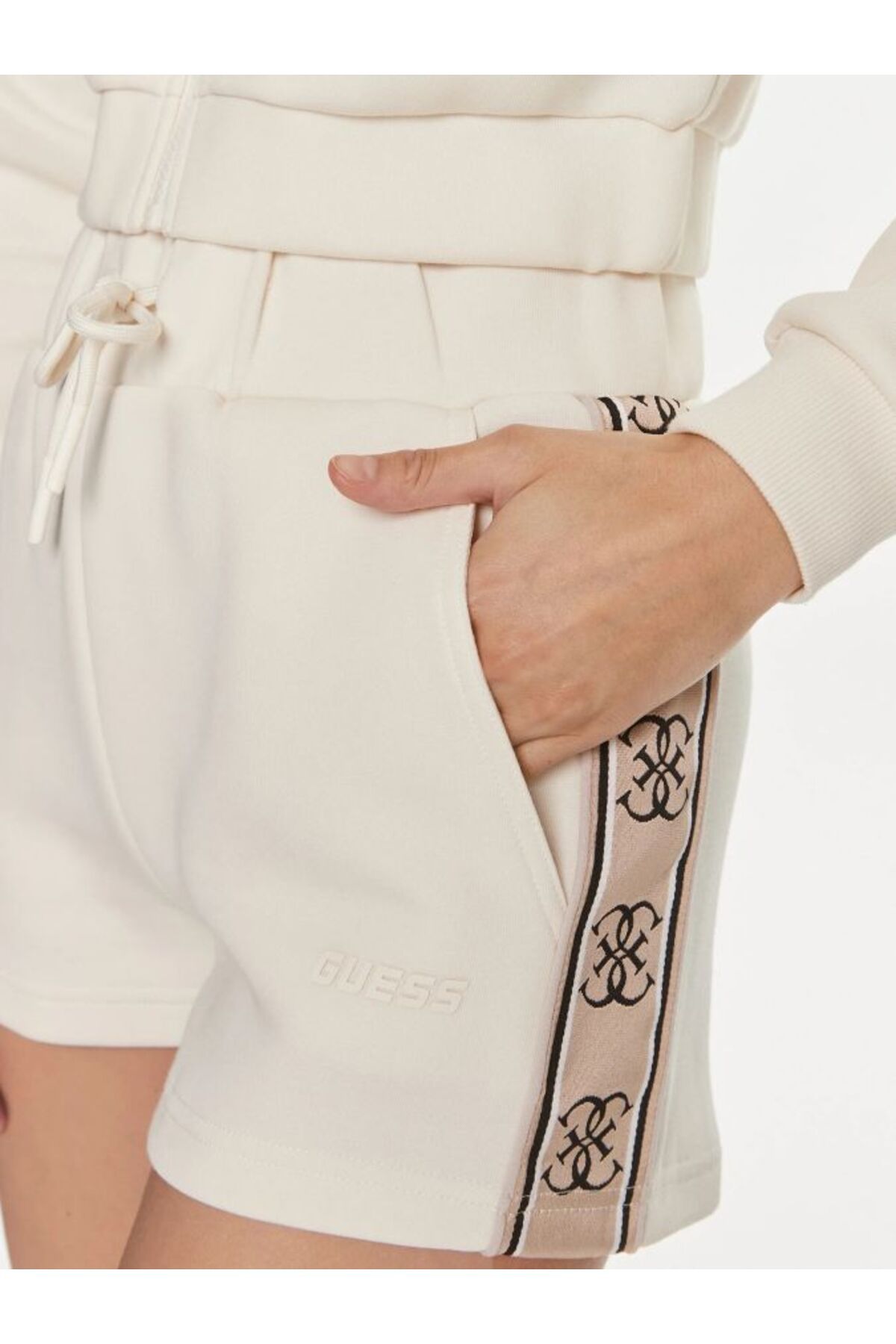 Guess-Shorts 4