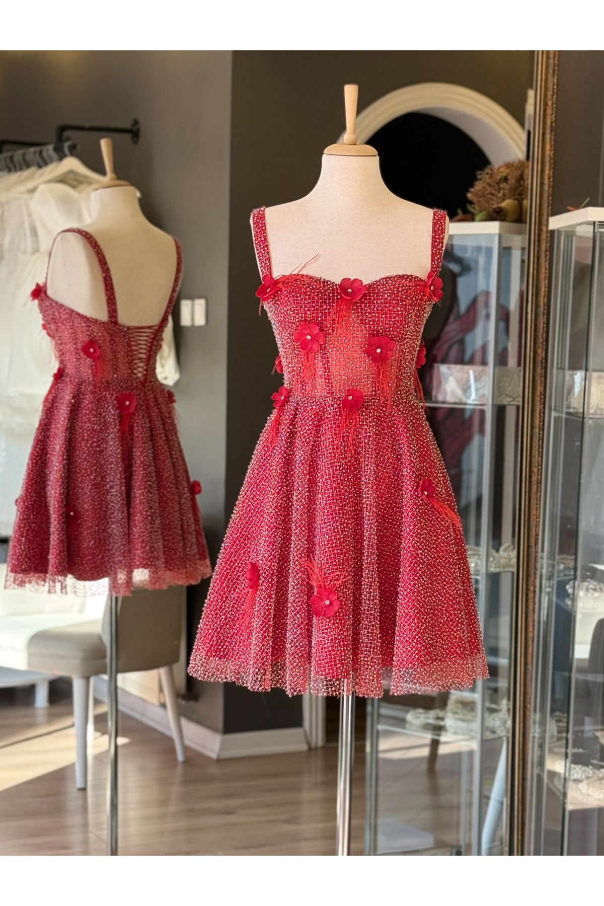 Lenta Moda-Mini Evening Dress and Evening Dress with Red Beaded Lace Covering and Three-Dimensional Flower Detail 3