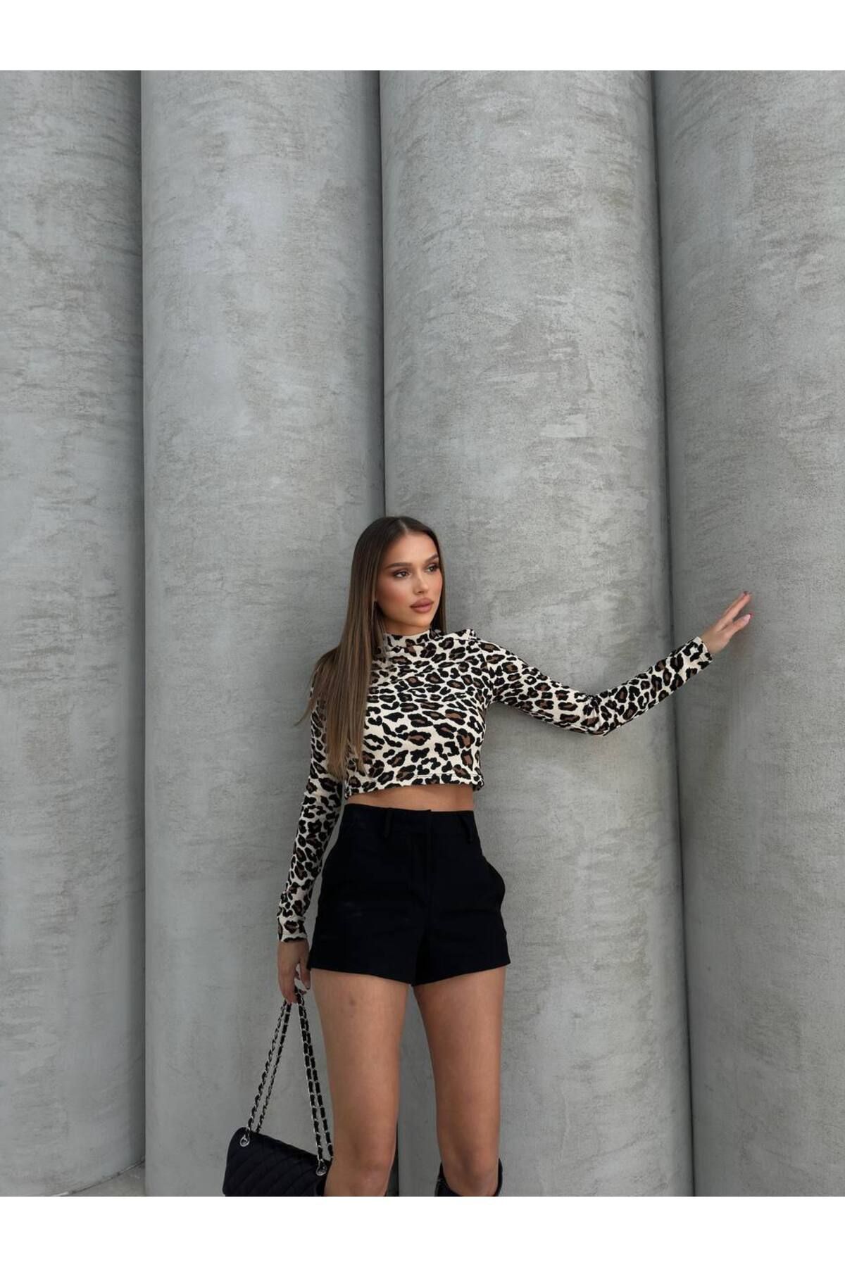 İKLİM LİFE-Leopard Crop Bluz 3