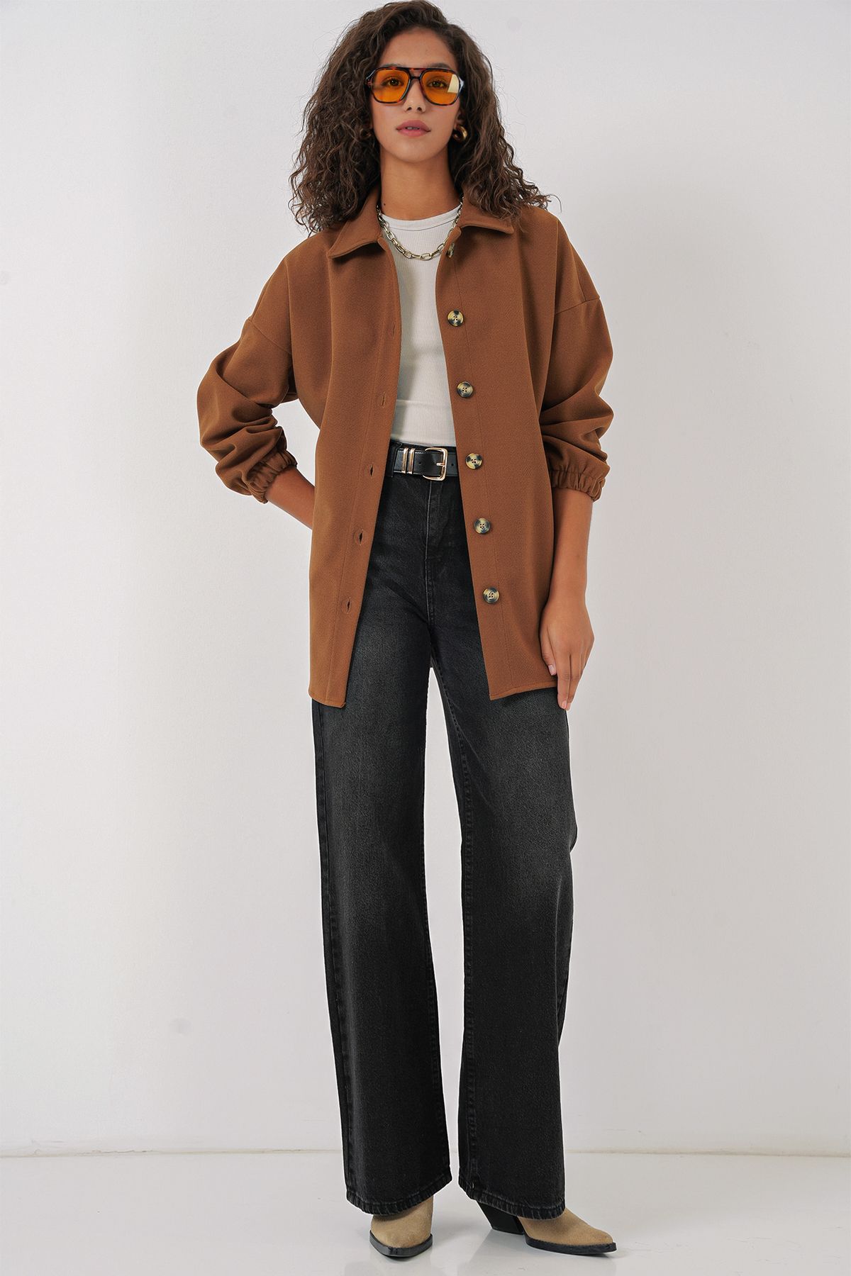 complete the look image