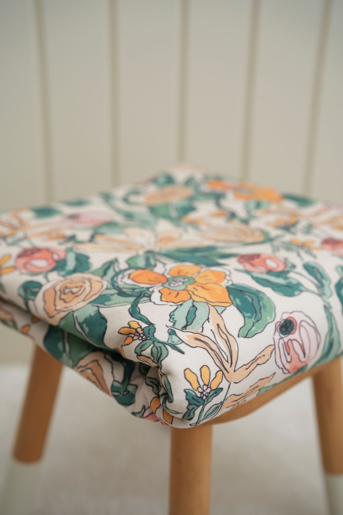 Tuğba Kuğu-Printed Panama Fabric (100% Cotton) |   Whimsical Roses 7
