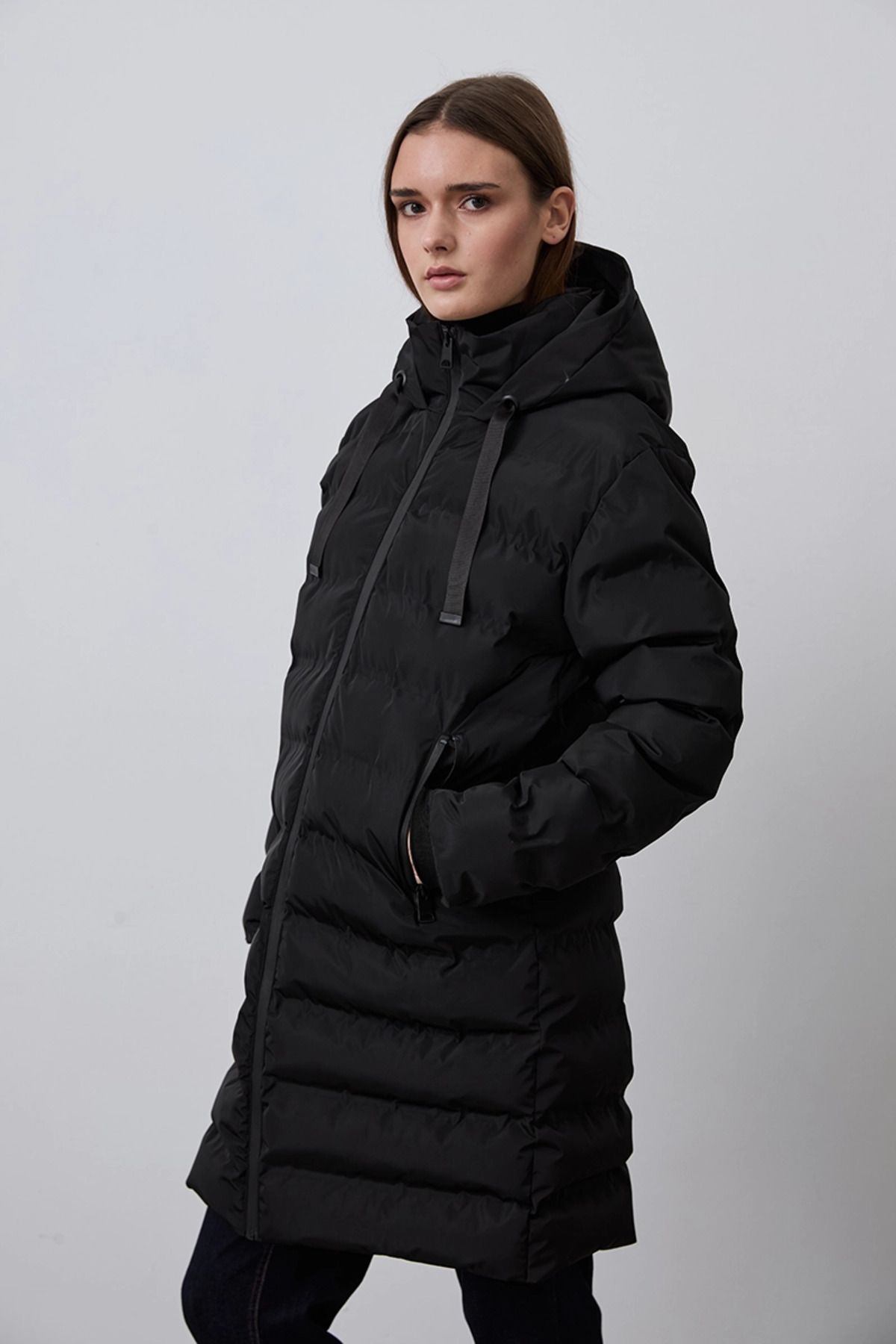 Gusto-Hooded Long Puffer Jacket - Black 4