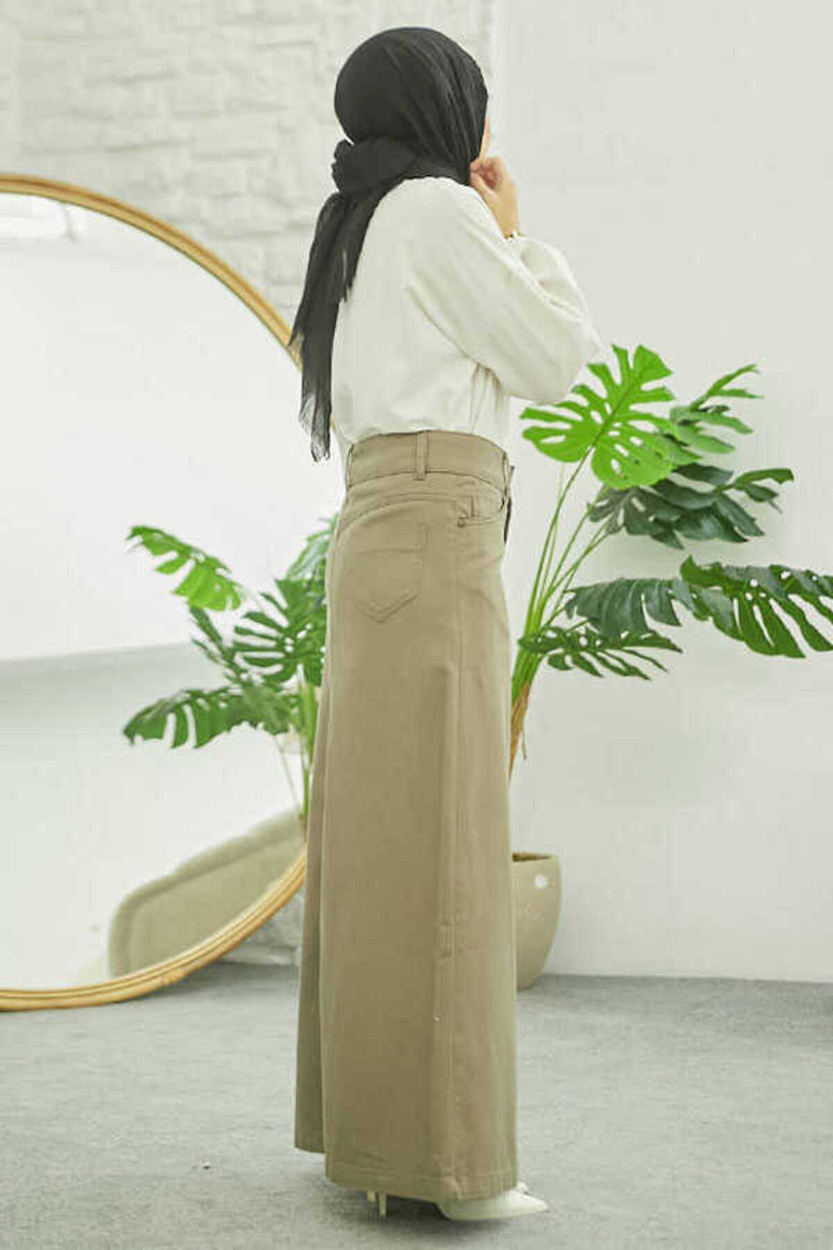 Neways-2254- Fusta Clasica Gabardina Kaki 2