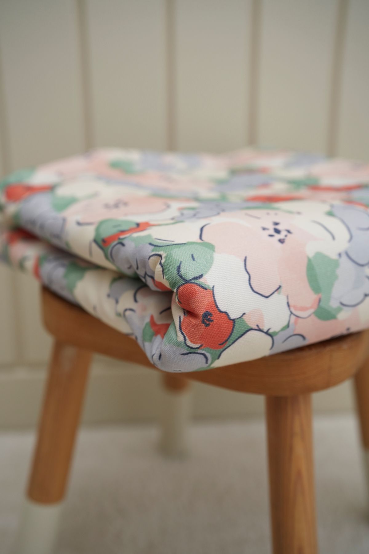 Tuğba Kuğu-Printed Panama Fabric (100% Cotton) |   Mixed Daisies 7