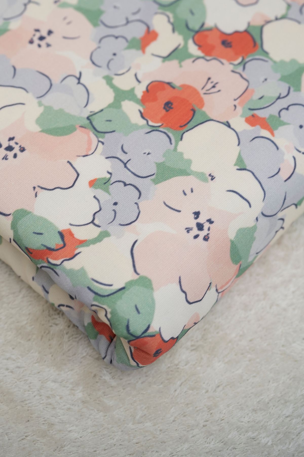 Tuğba Kuğu-Printed Panama Fabric (100% Cotton) |   Mixed Daisies 5