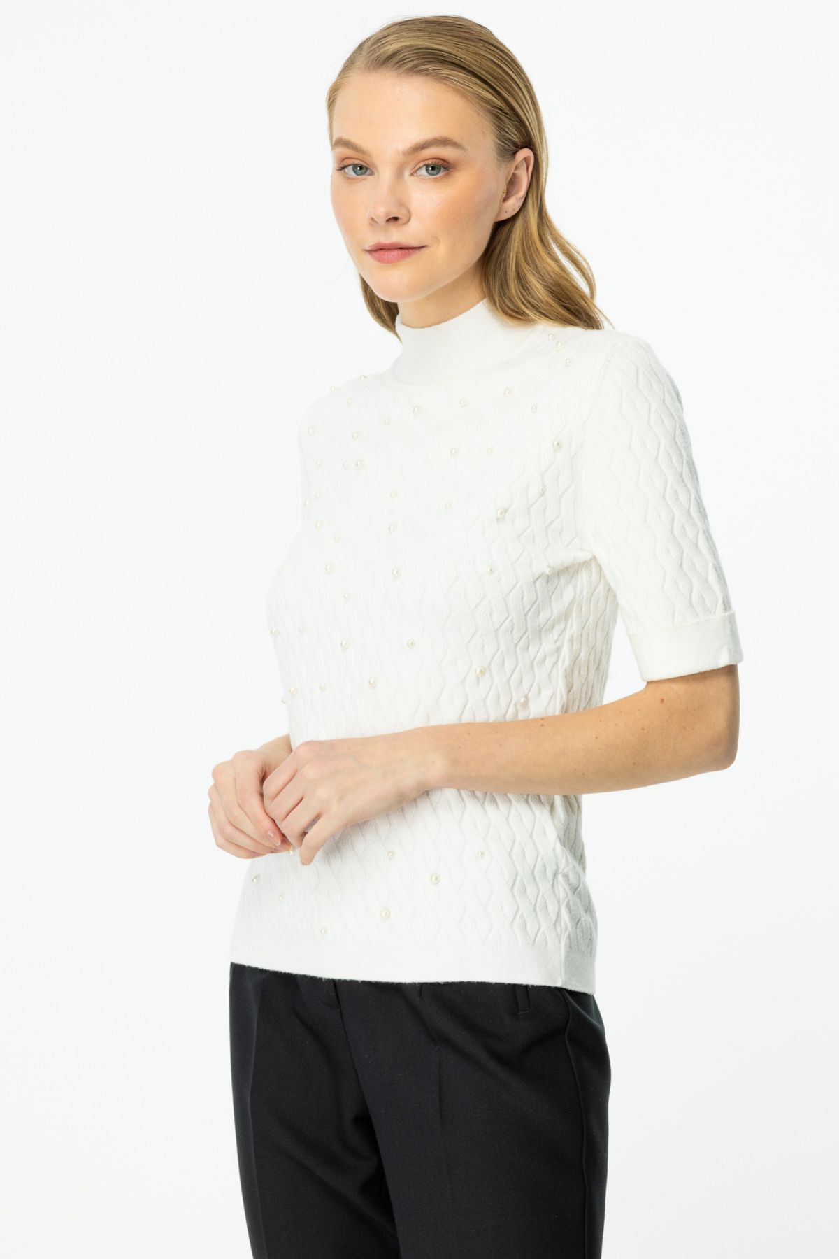 ON-Stand Collar Bead Detailed Sweater 2